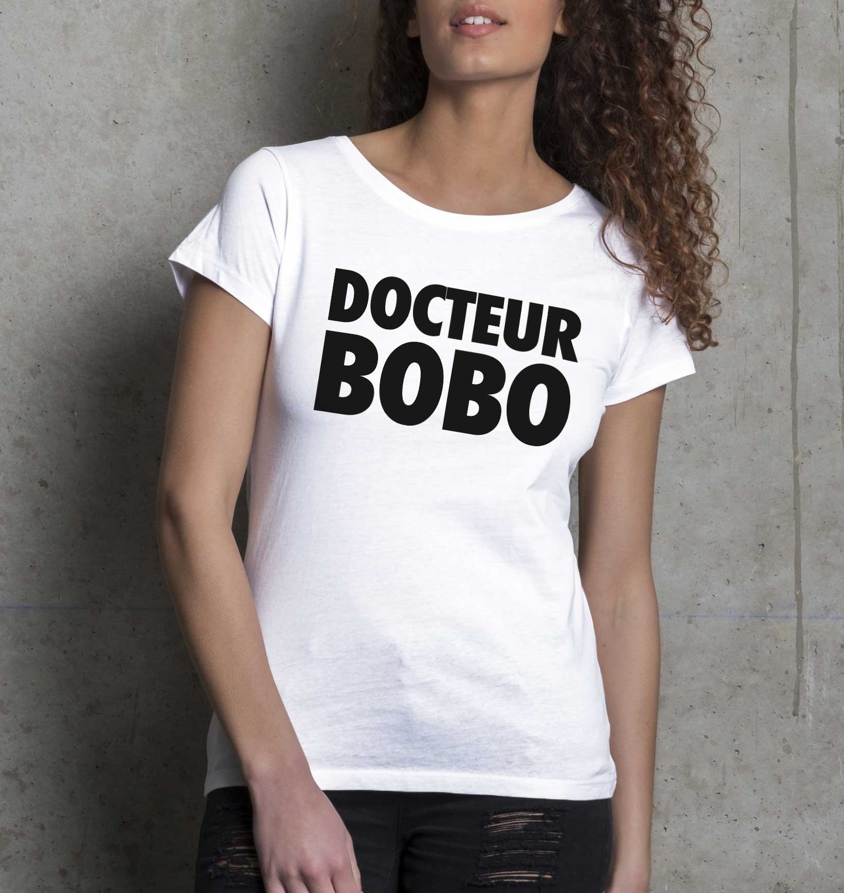 T-shirt Femme Docteur Bobo de couleur Blanc