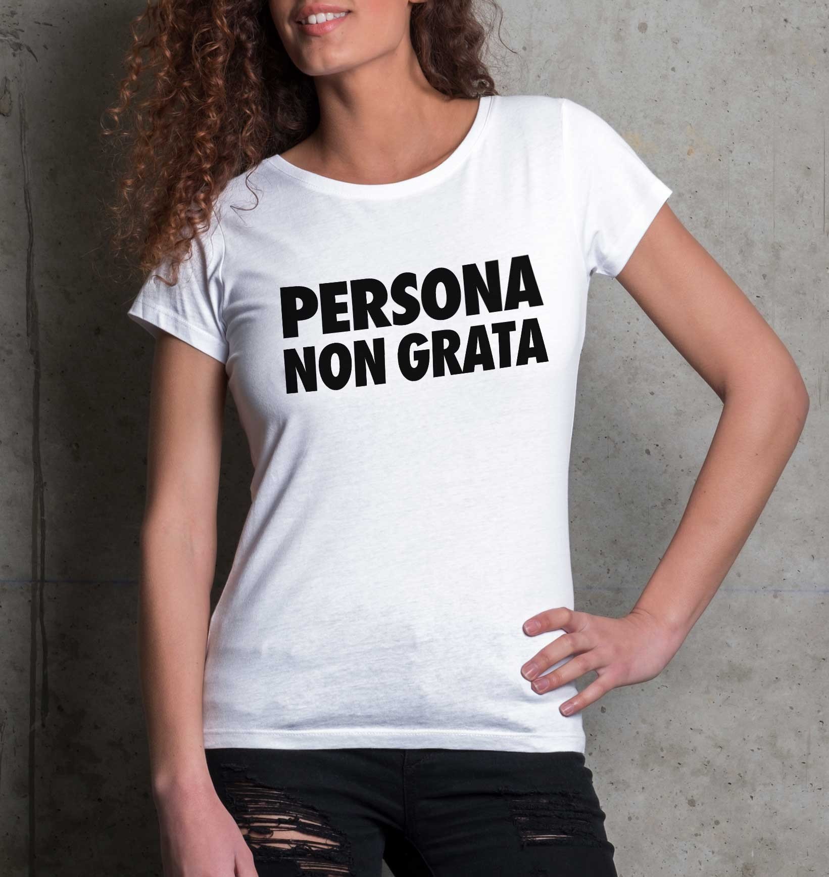 T-shirt Femme Persona Non Grata de couleur Blanc