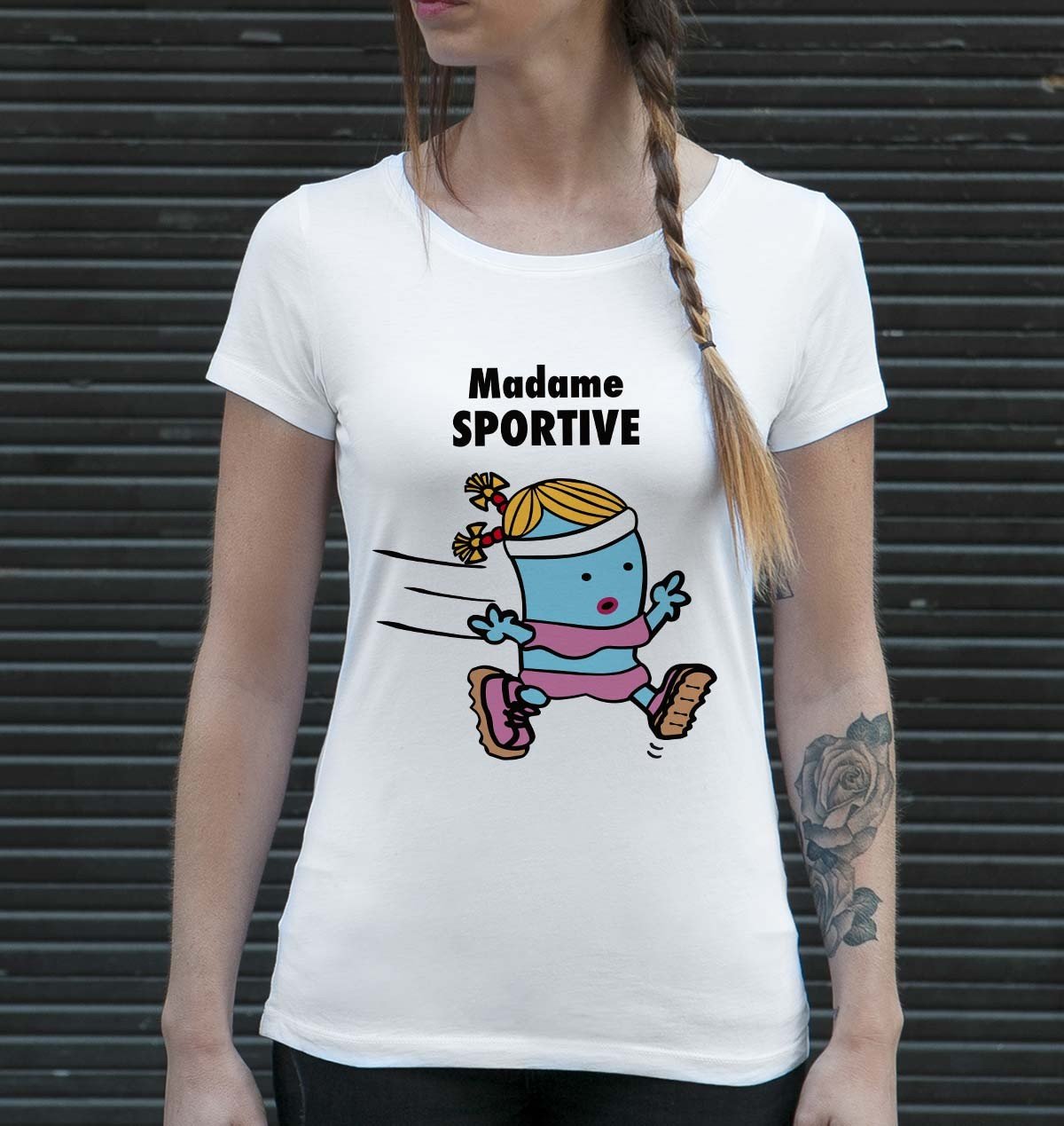 T-shirt Femme avec un Madame Sportive Grafitee