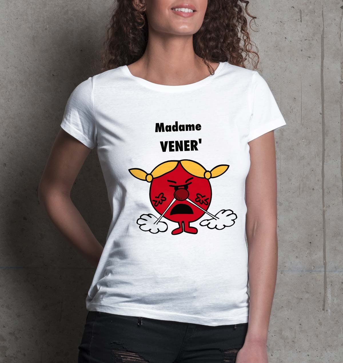 T-shirt Femme avec un Madame Vénère Grafitee
