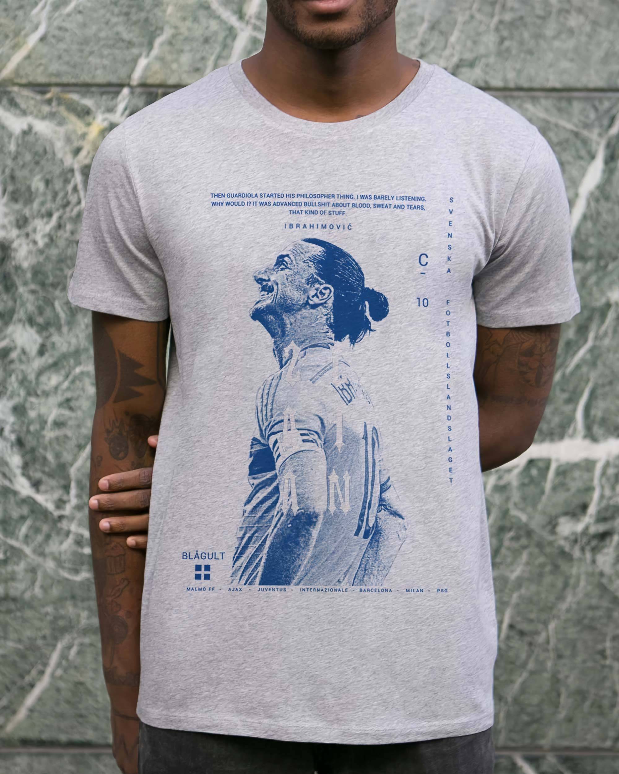 T-shirt Zlatan Ibrahimovic de couleur Gris chiné par Sucker For Soccer