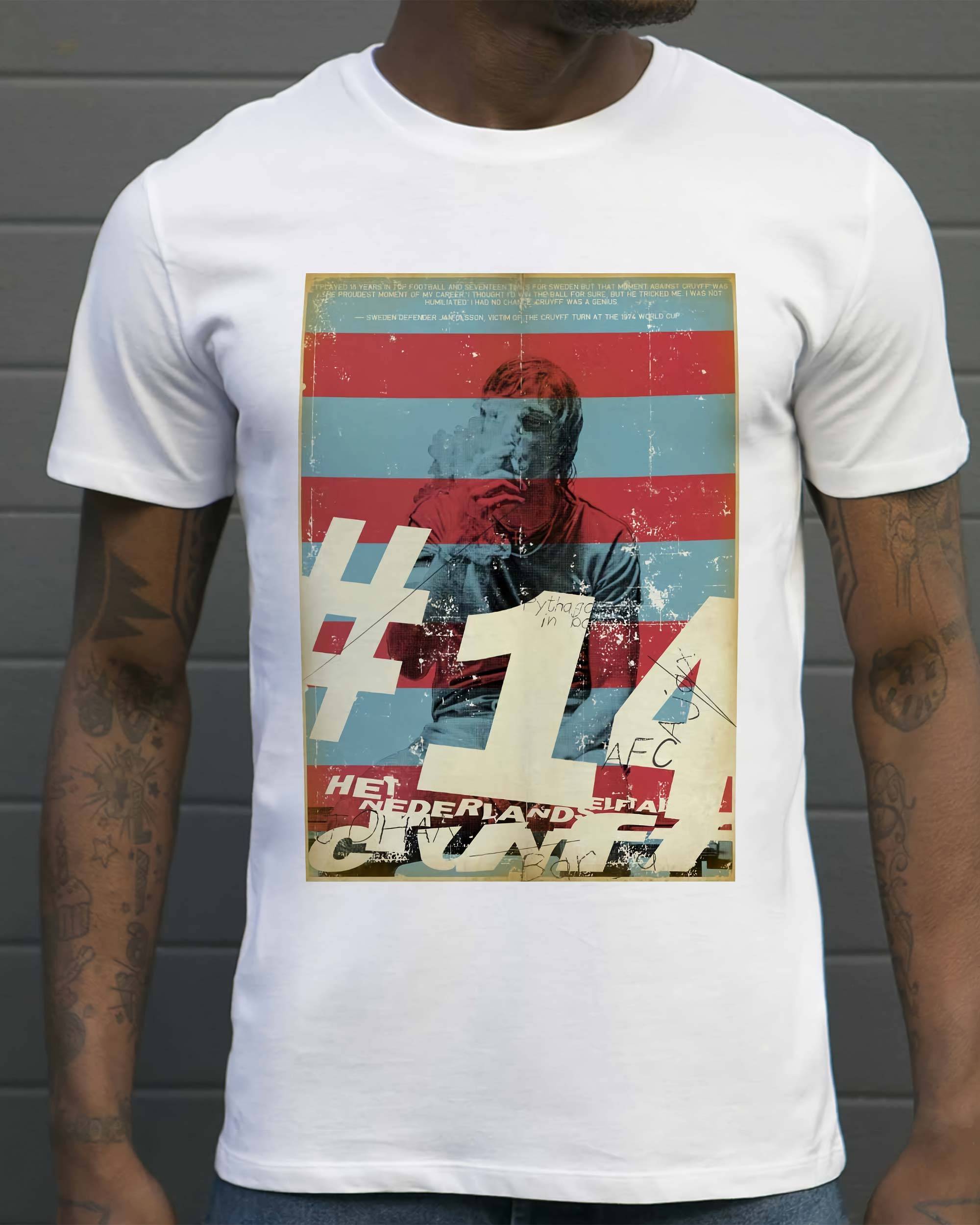 T-shirt Cruyff Barça de couleur Blanc par Sucker For Soccer