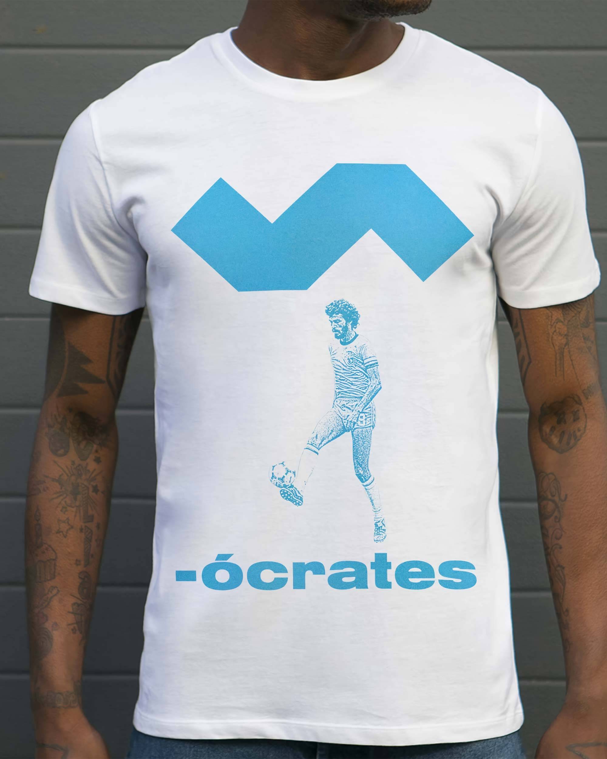 T-shirt Sócrates de couleur Blanc par Sucker For Soccer