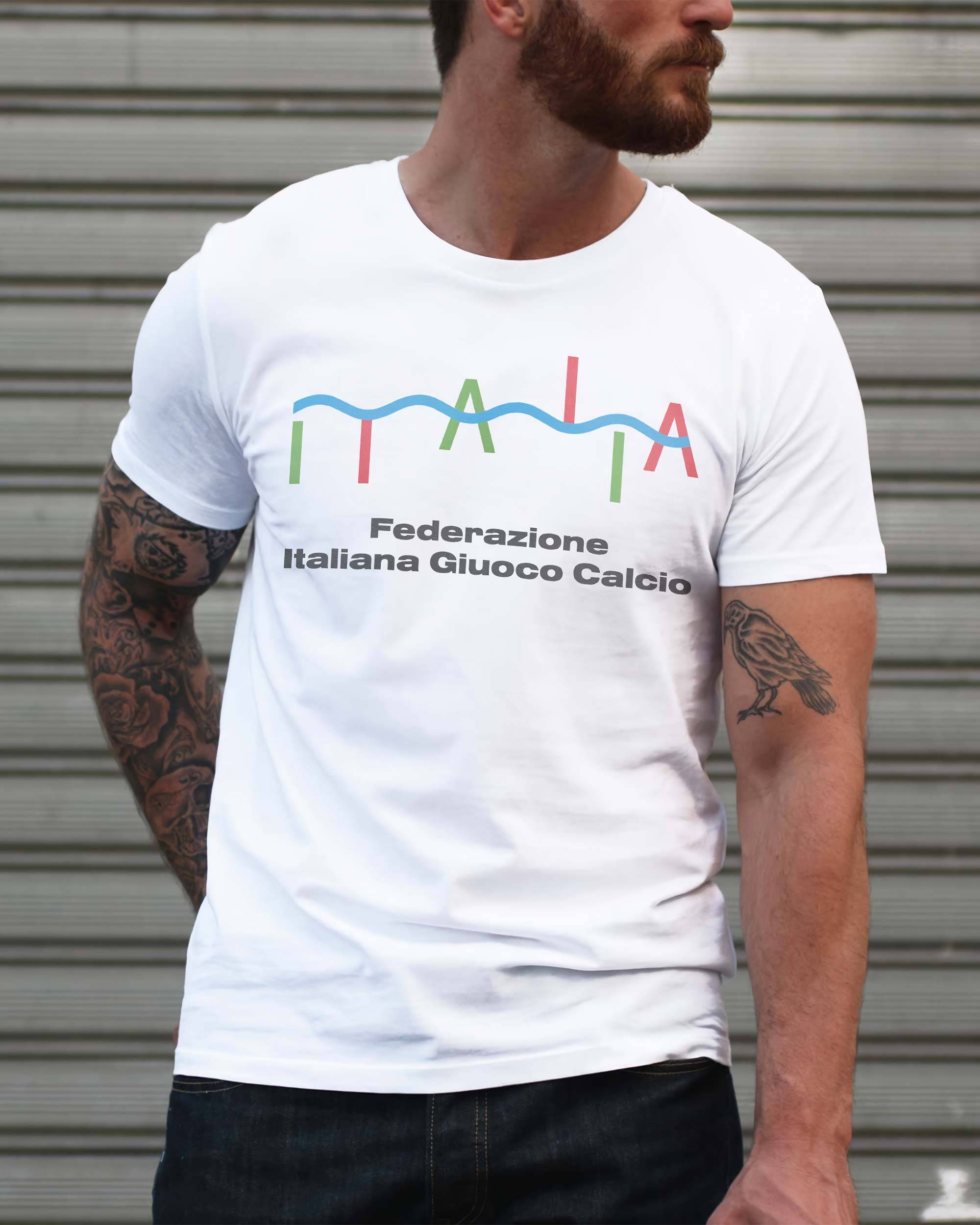 T-shirt Federazione Italiana Giuoco Calcio de couleur Blanc par Sucker For Soccer