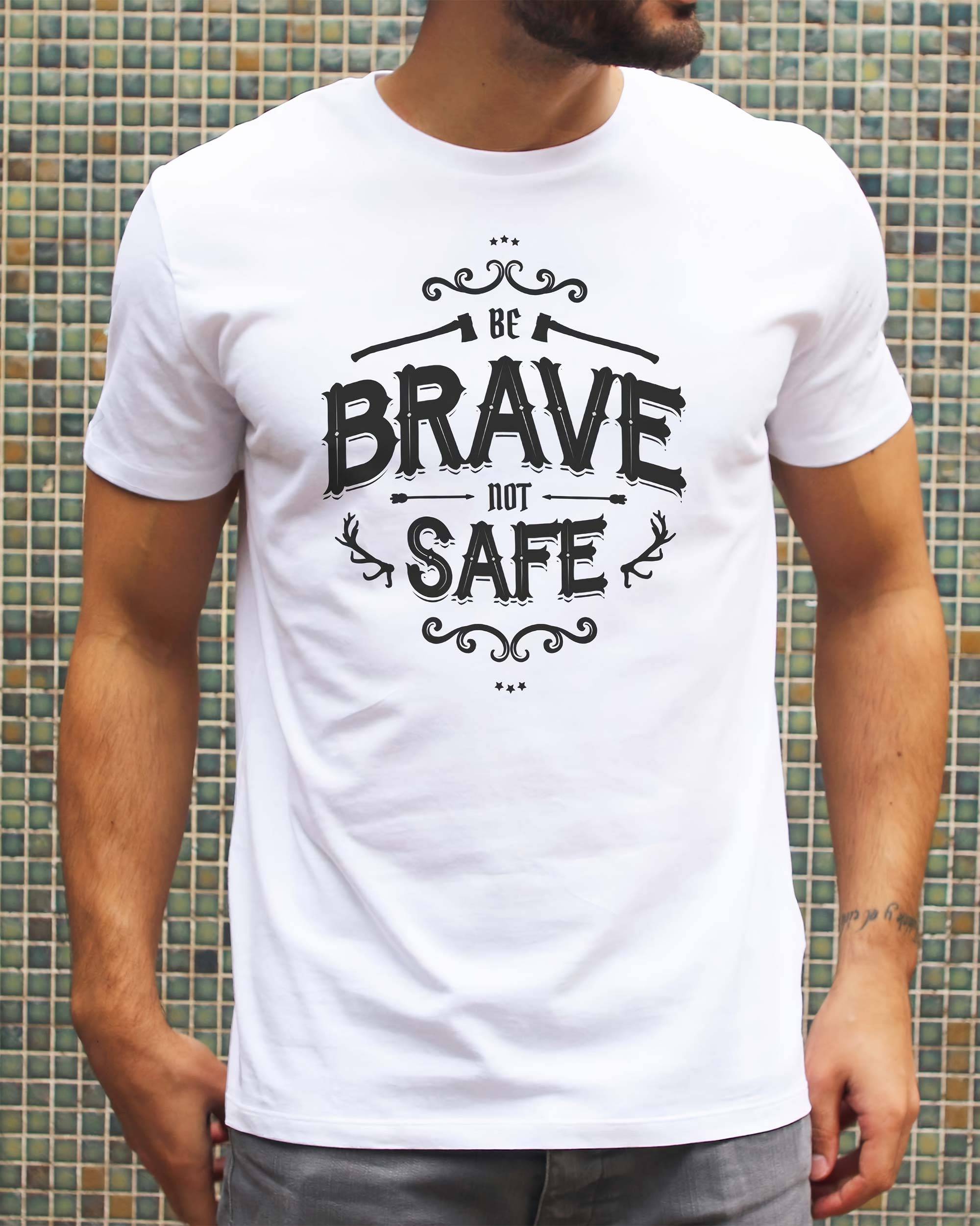 T-shirt Be Brave de couleur Blanc par Snevi