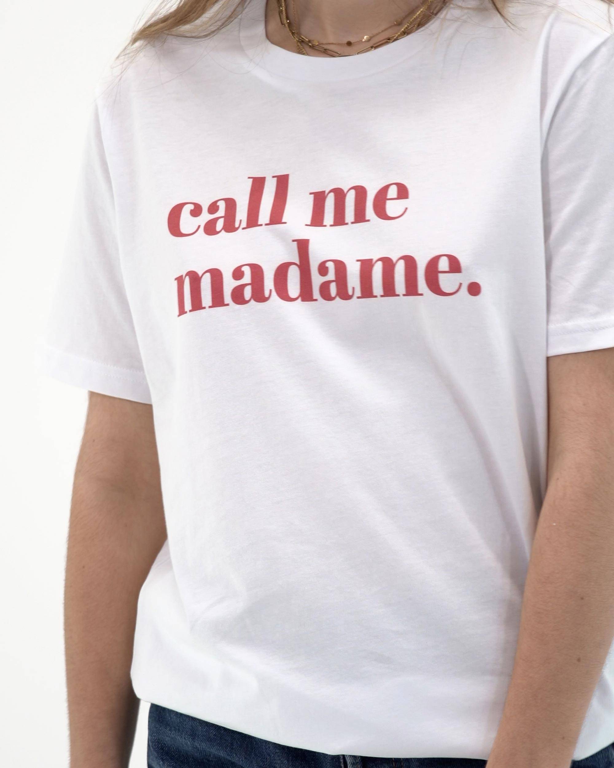 T-shirt Femme avec un Call Me Madame Grafitee