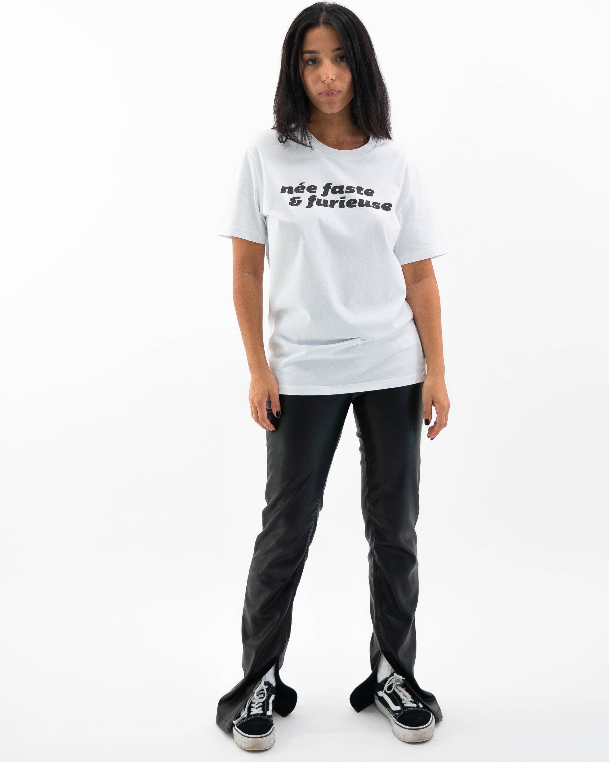 T-shirt Née Faste & Furieuse de couleur Blanc par GRL PWR