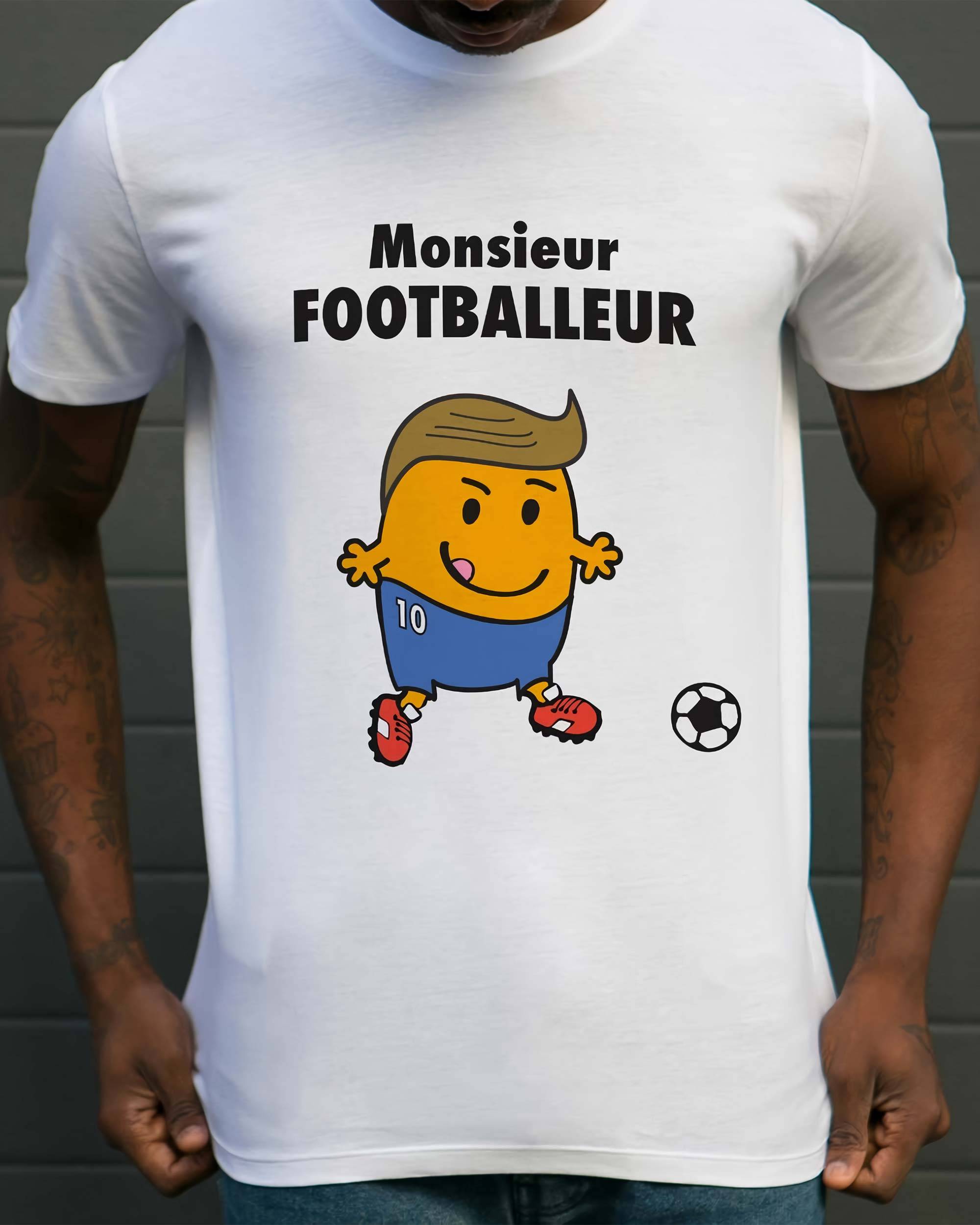 T-shirt Monsieur Footballeur de couleur Blanc