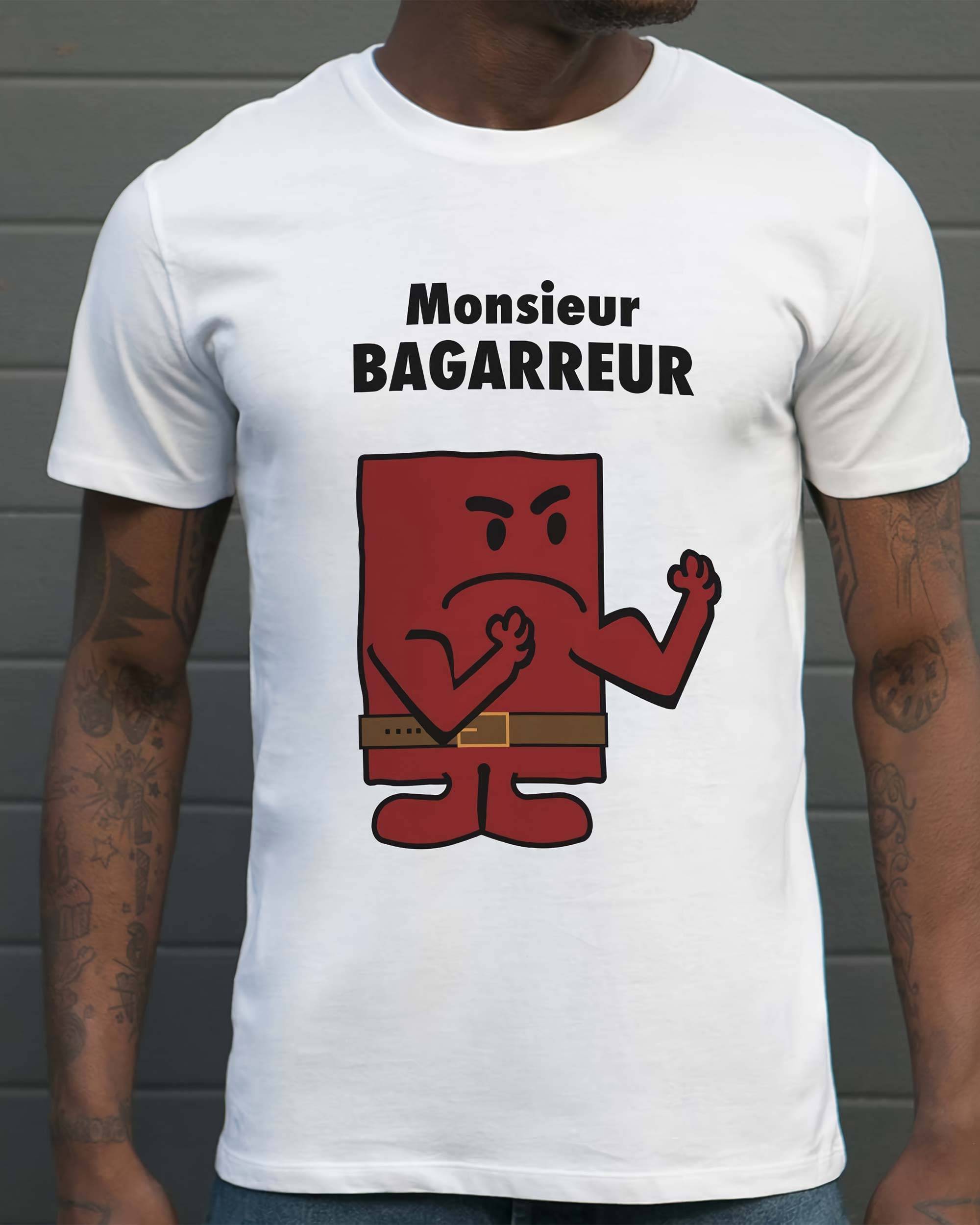 T-shirt Monsieur Bagarreur de couleur Blanc
