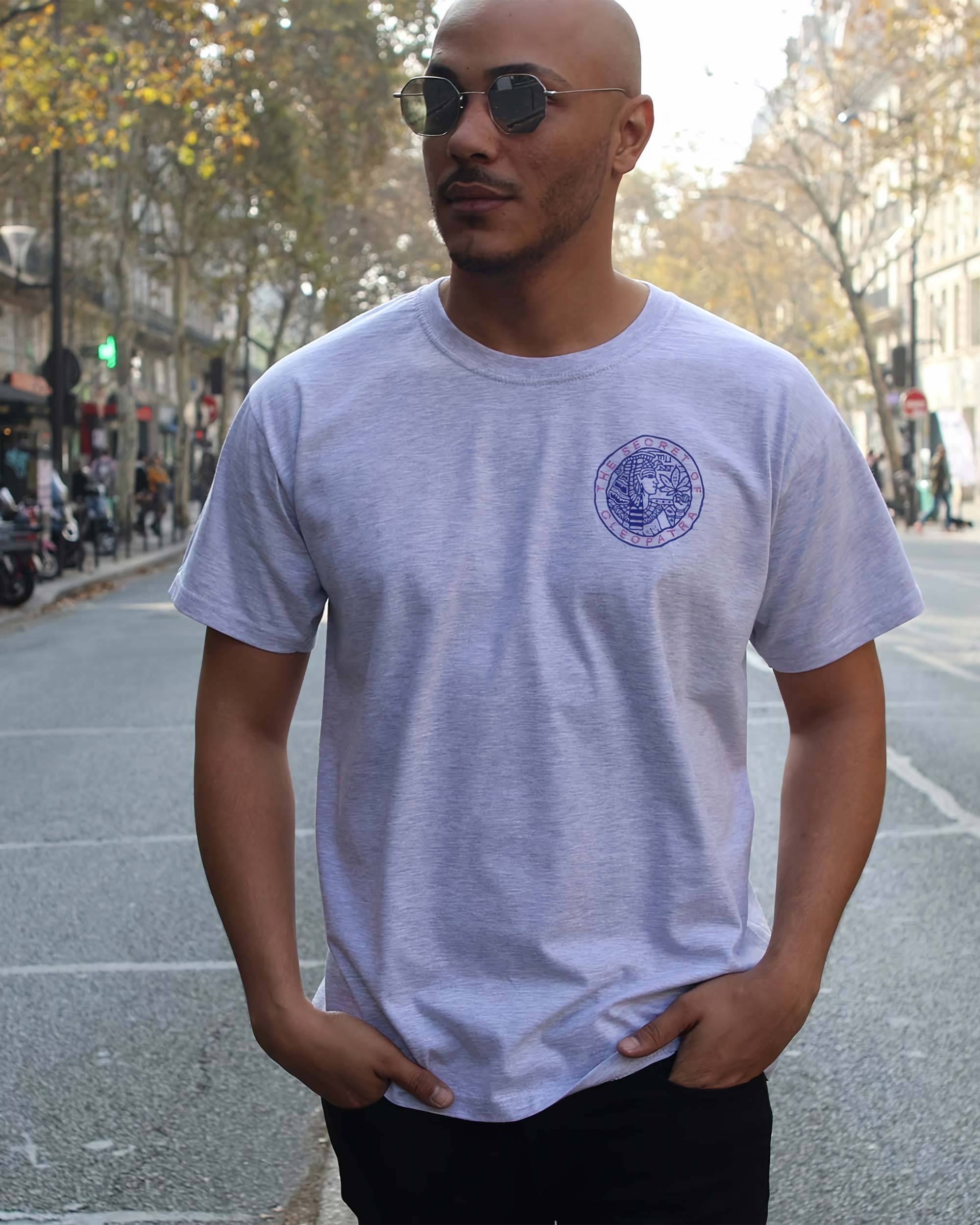 T-shirt Cleopatra ganja de couleur Blanc