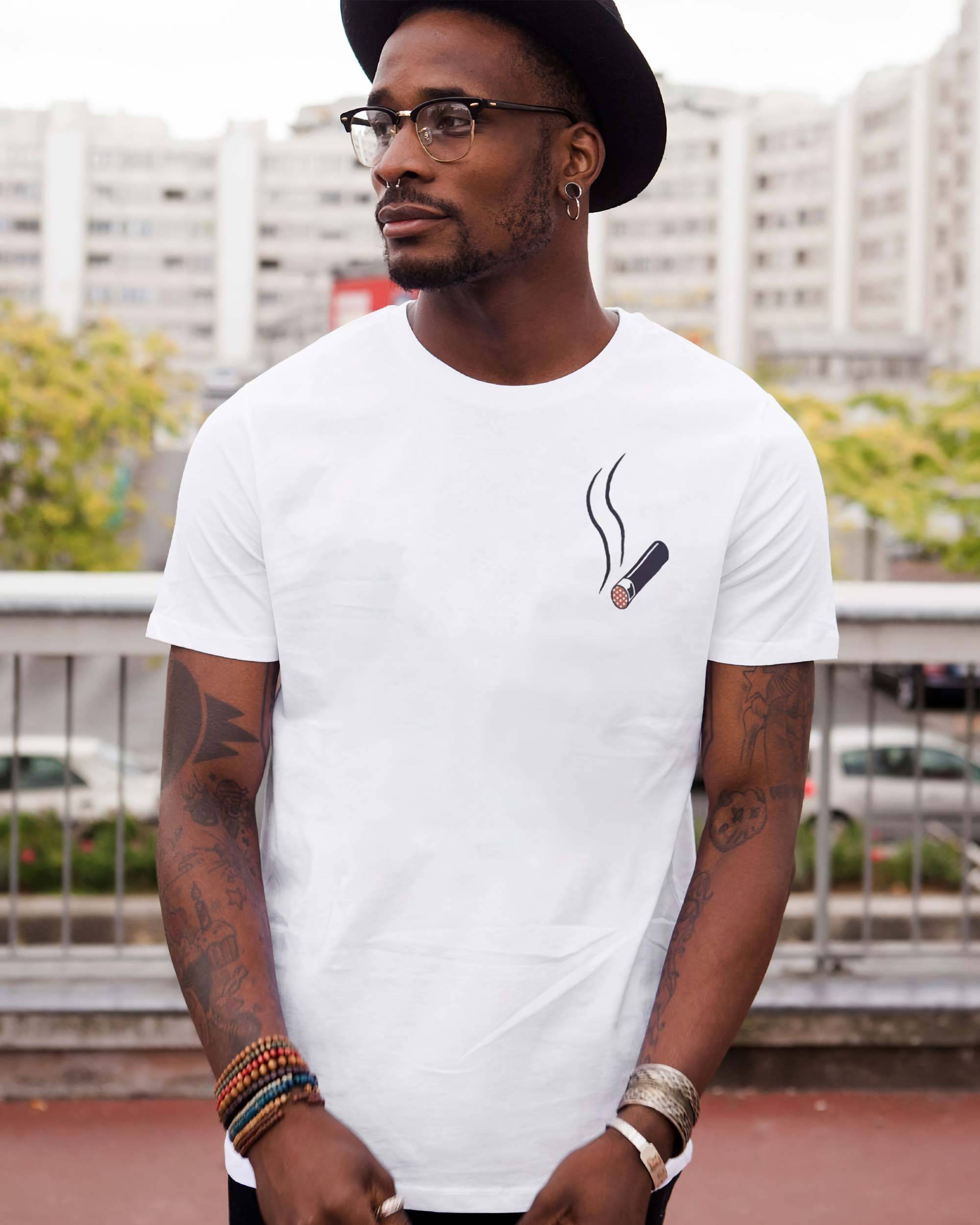 T-shirt Ashtray de couleur Blanc par Txipitxao