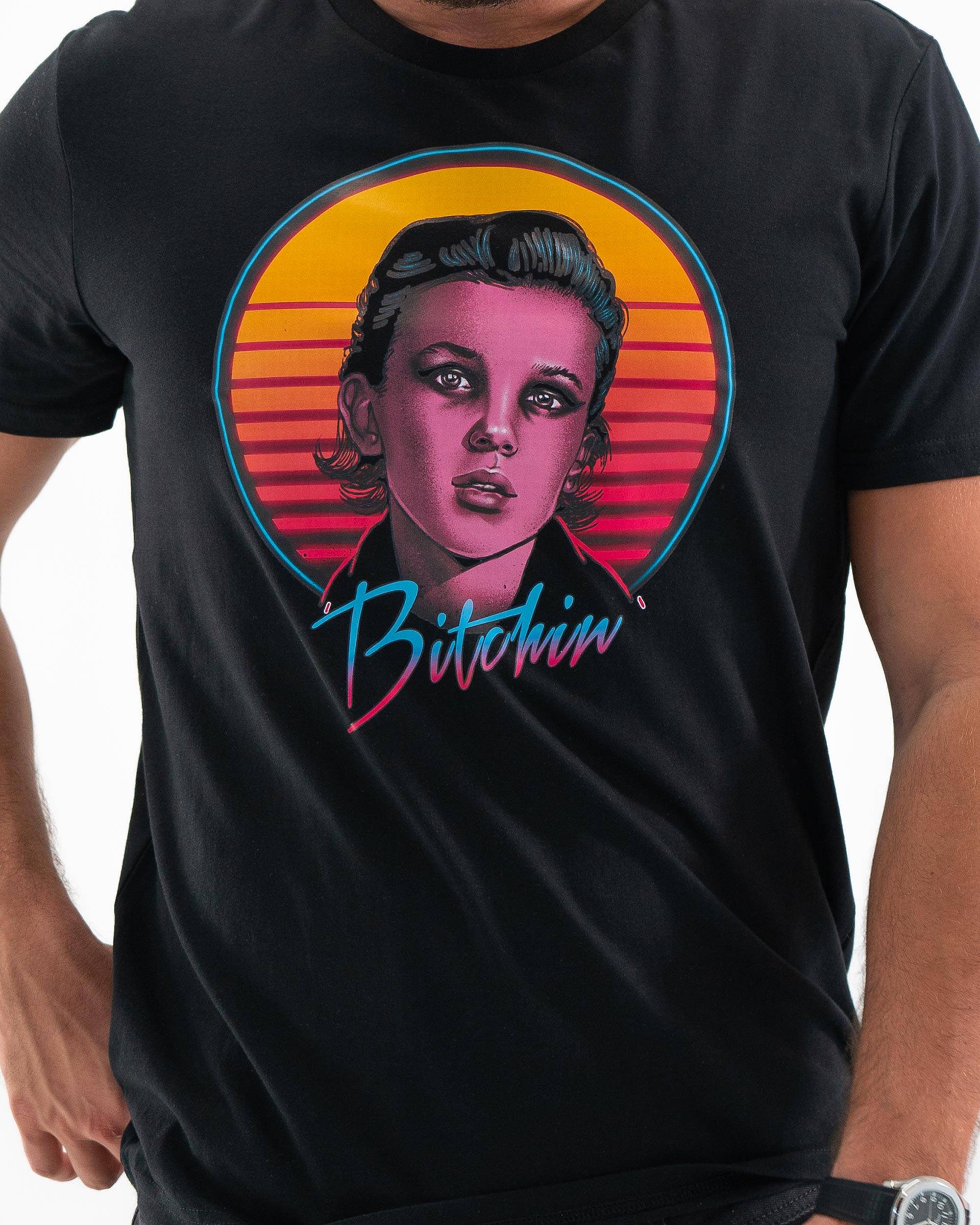 T-shirt Eleven Bitchin de couleur Noir par Vincent Trinidad