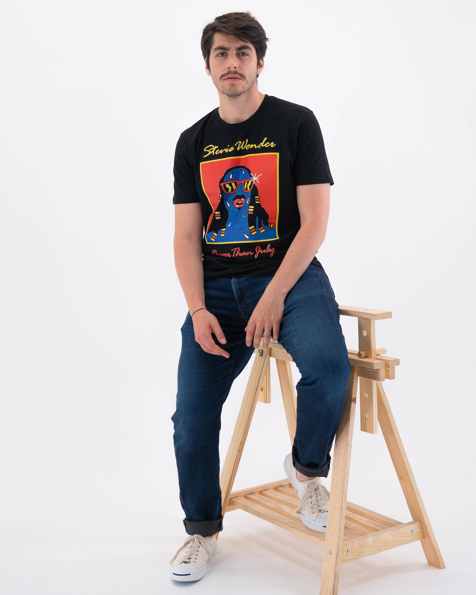 T-shirt Stevie Wonder de couleur Noir par Jeune Woof