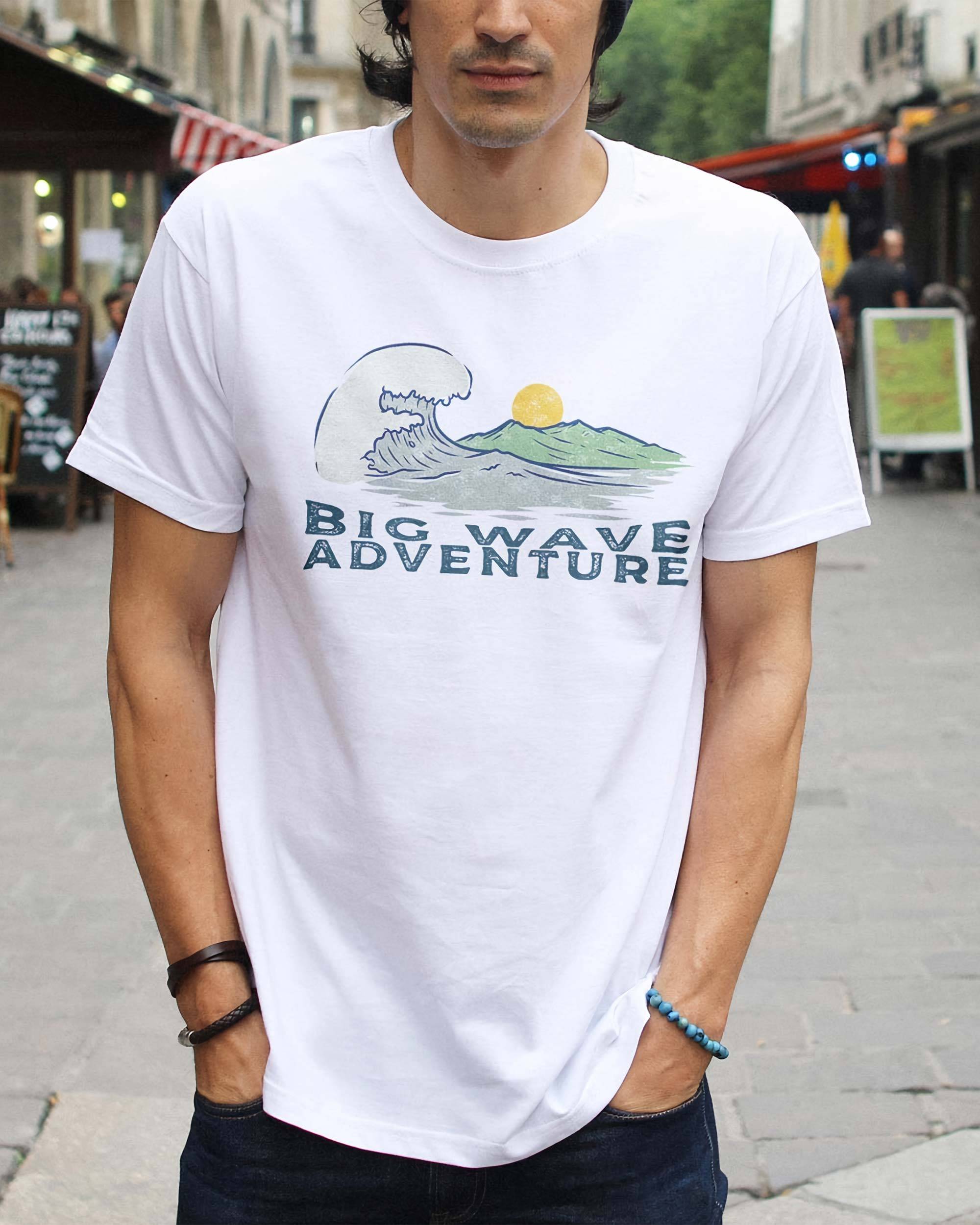 T-shirt Big wave adventure de couleur Blanc