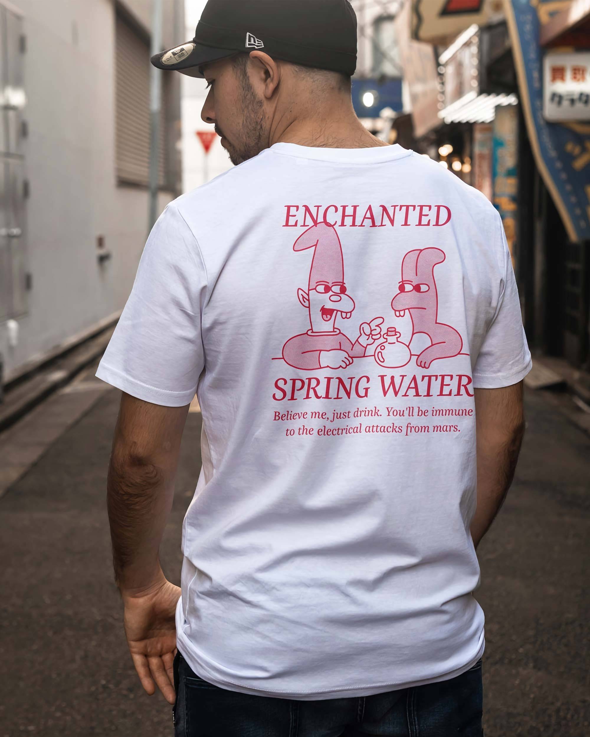 T-shirt Enchanted Water Grafitee