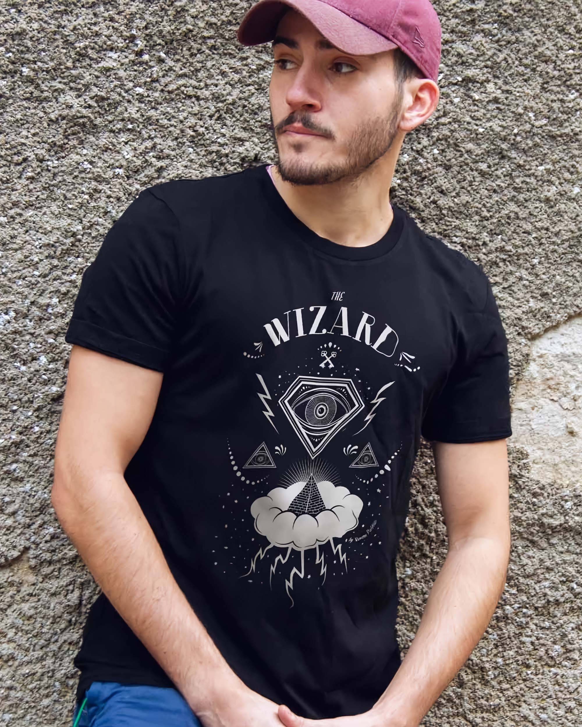 T-shirt Wizard de couleur Noir par Coontak