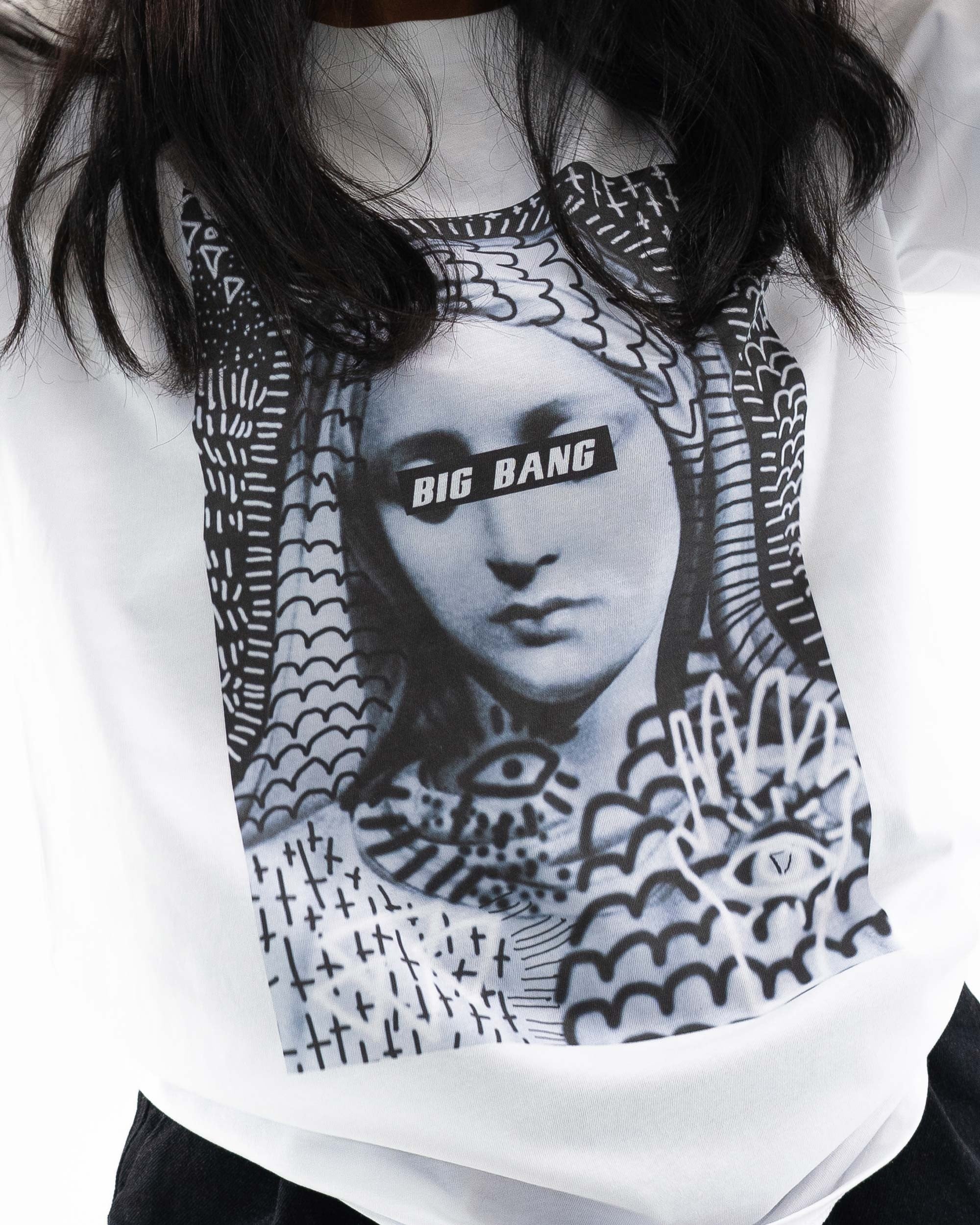 T-shirt Big Bang de couleur Blanc par Hexagone