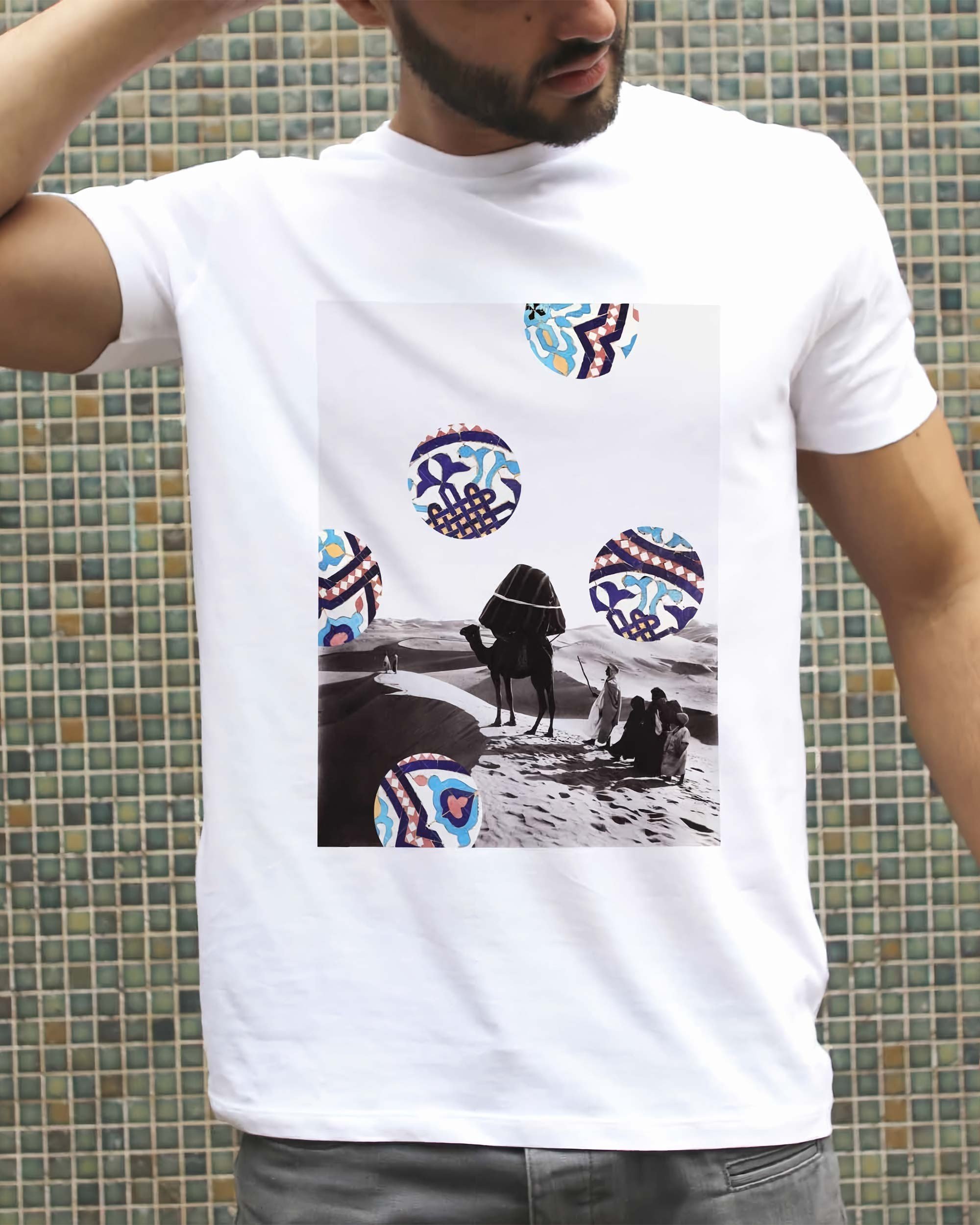 T-shirt Désert & Motifs de couleur Blanc par Aecho