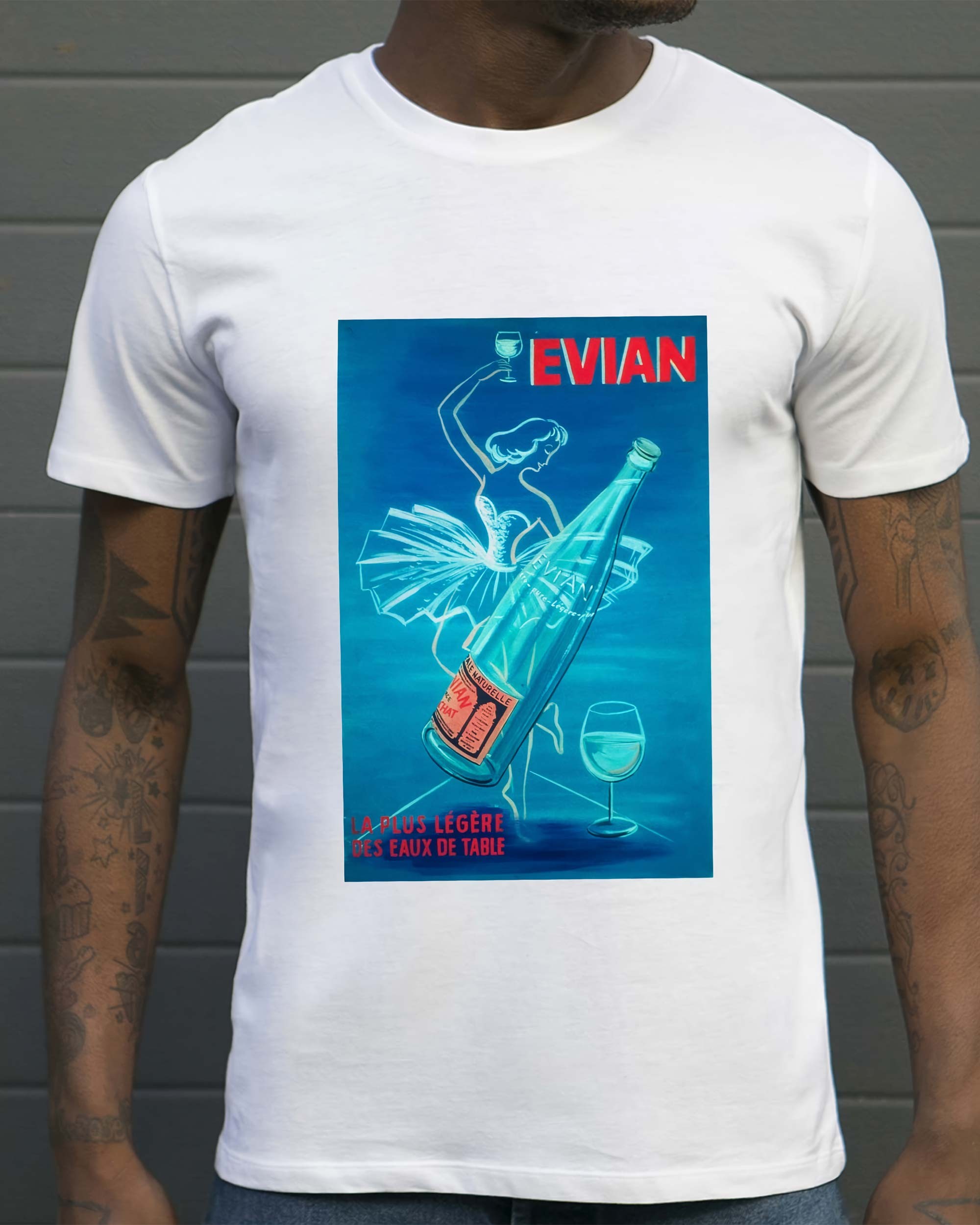 T-shirt Evian de couleur Blanc