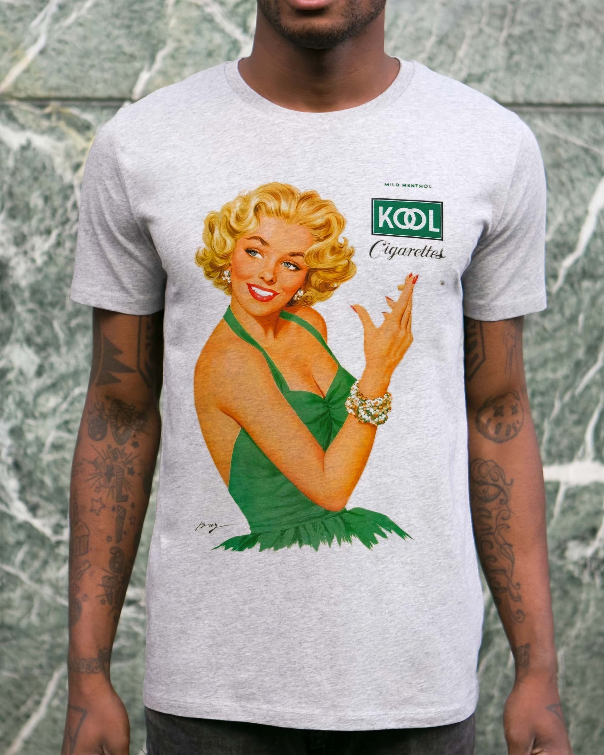 T-shirt Kool Cigarettes de couleur Blanc
