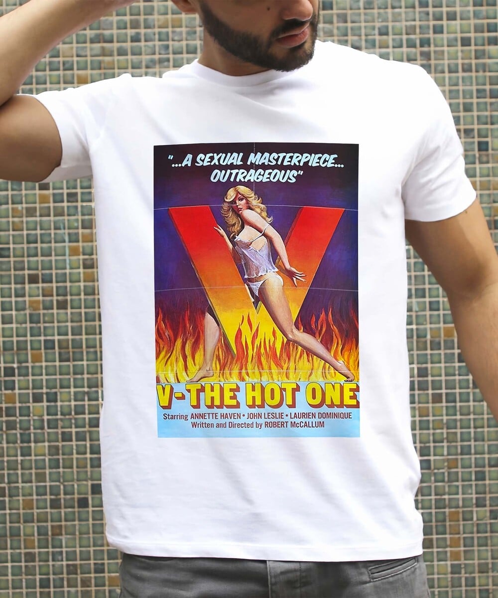 T-shirt V-The Hot One Grafitee