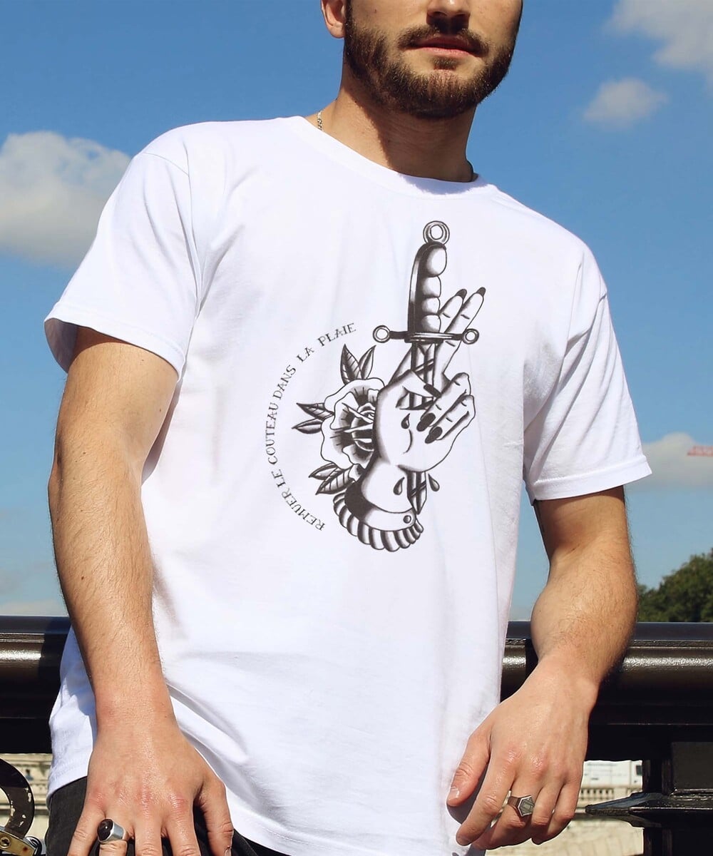 T-shirt Couteau dans la plaie Grafitee