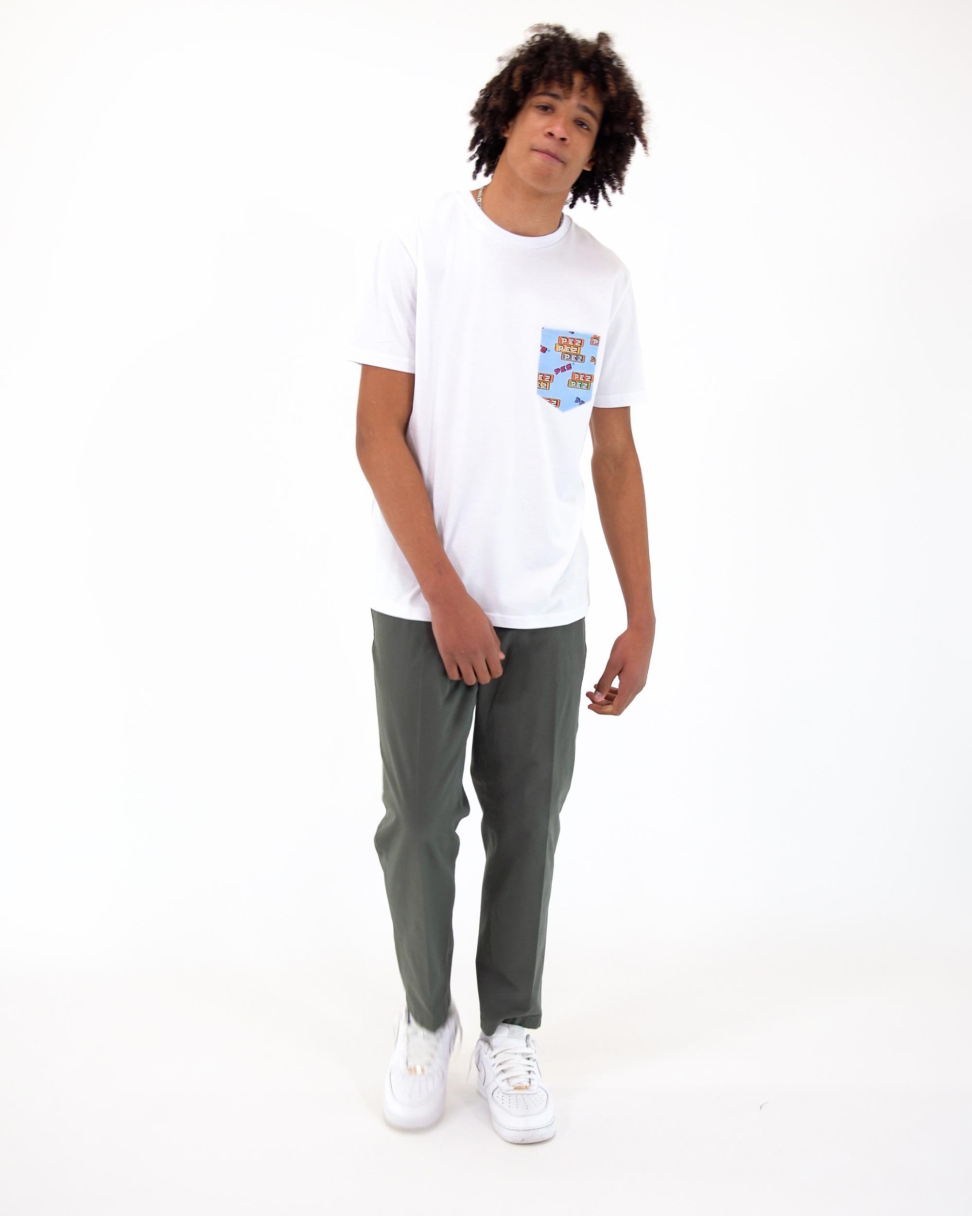 T-shirt à poche PEZ de couleur Blanc par Pick Pocket Paris
