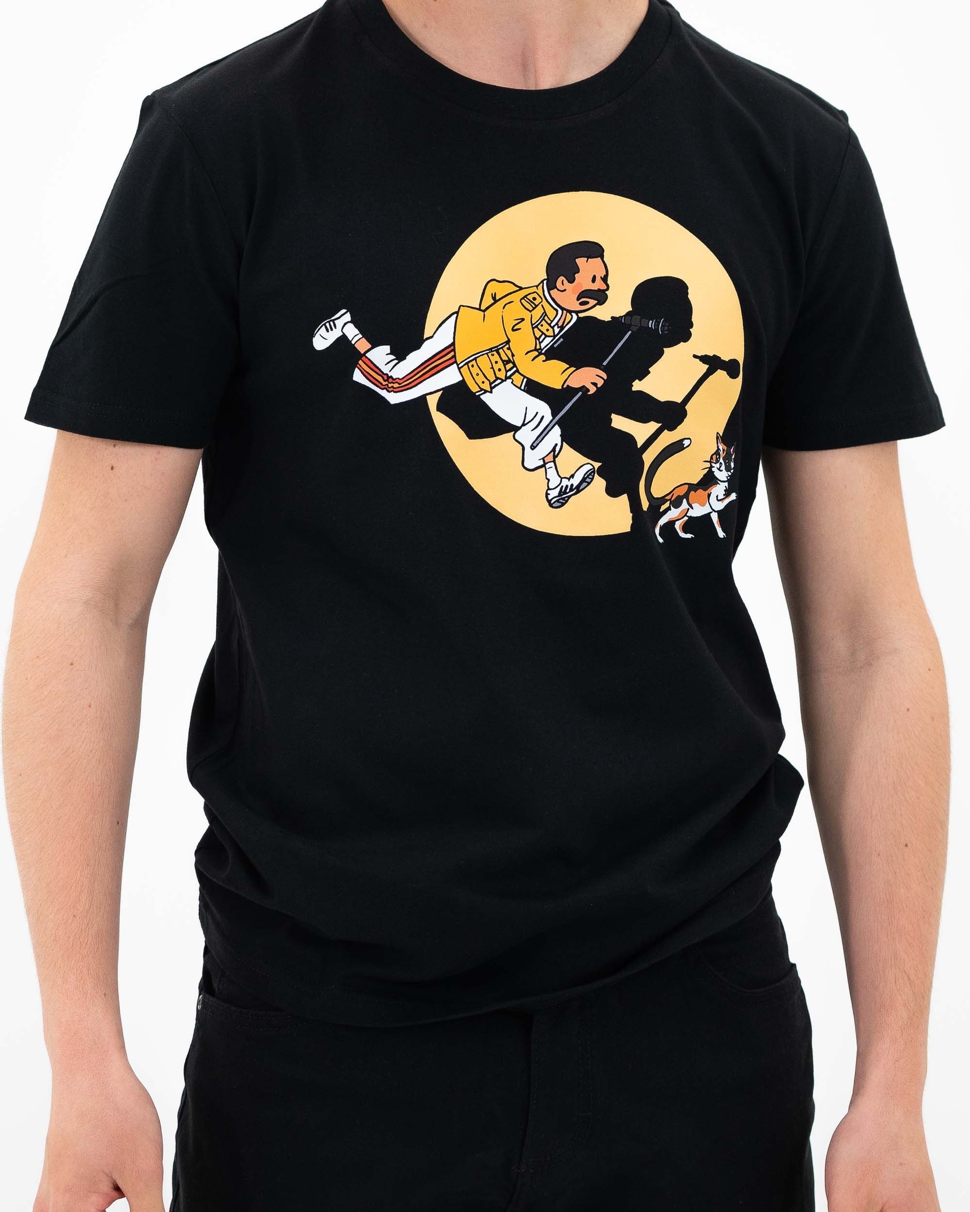 T-shirt Les Aventures de Freddie de couleur Noir par rodrigobhz