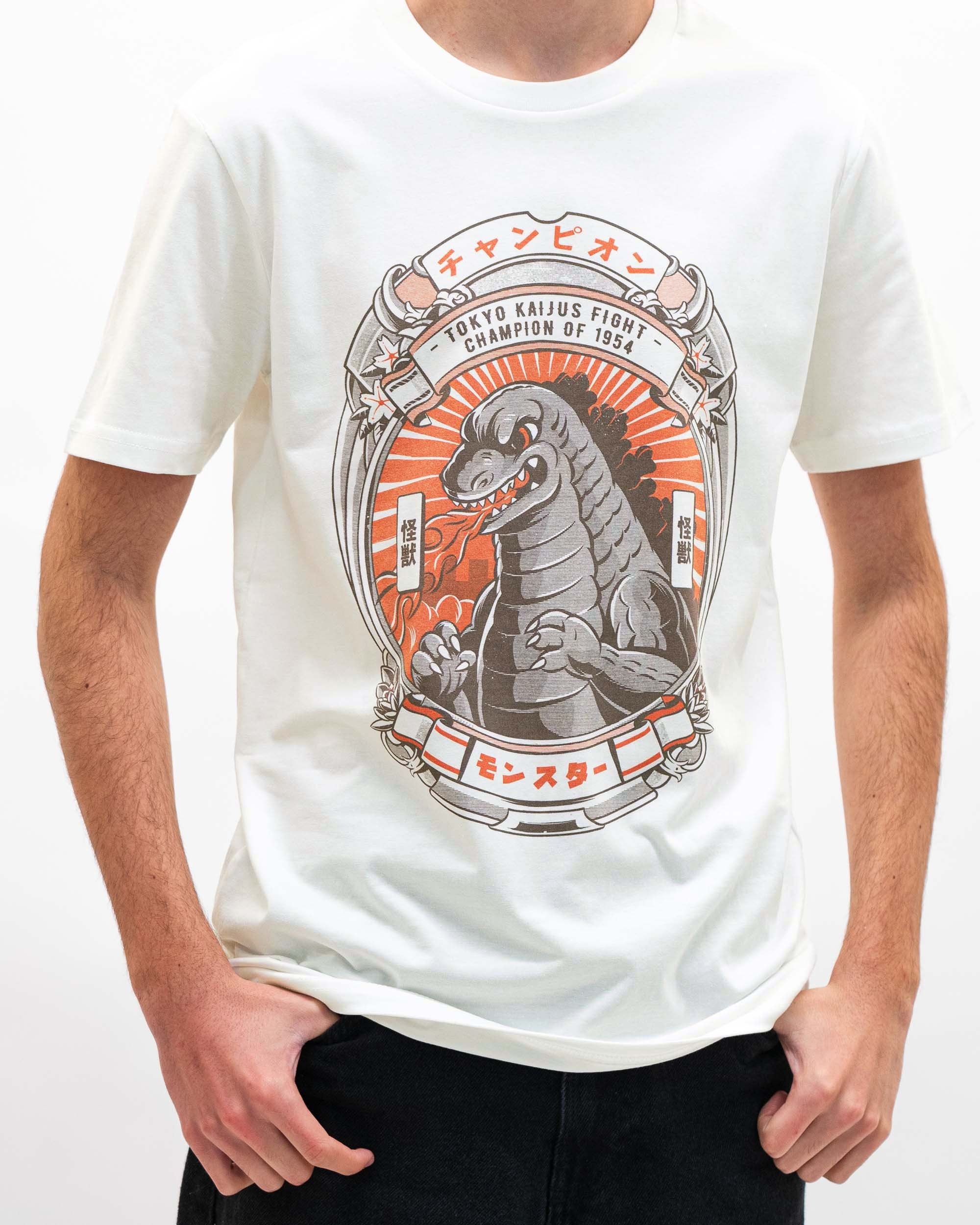 T-shirt Kaiju Fighter de couleur Blanc cassé par Ilustrata