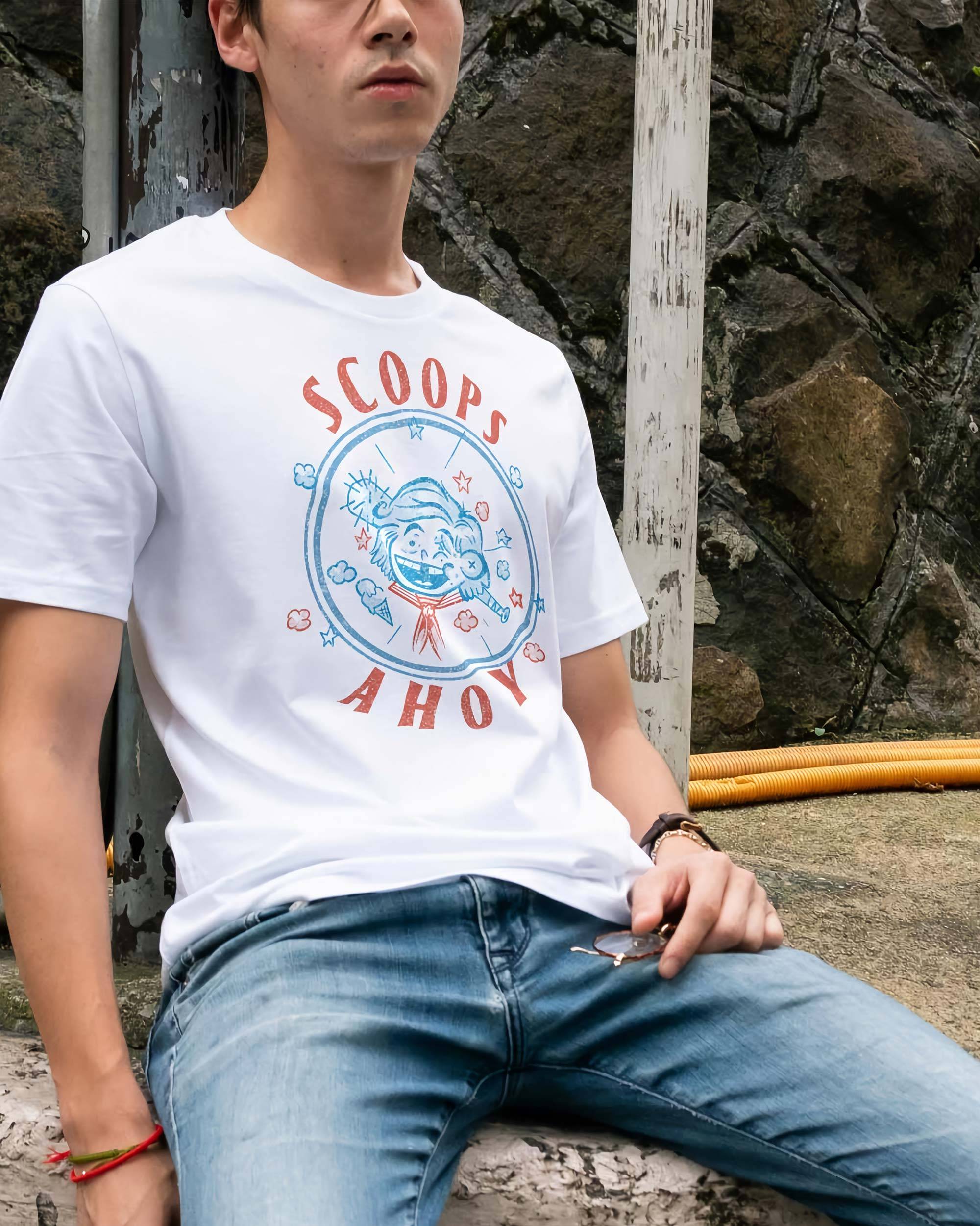 T-shirt Steve Scoops Ahoy (en promo) de couleur Blanc