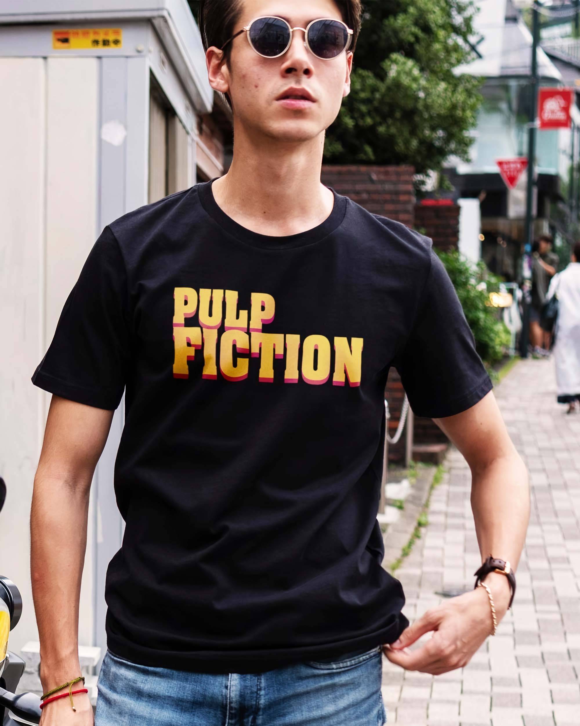 T-shirt Logo Pulp Fiction (en promo) de couleur Noir