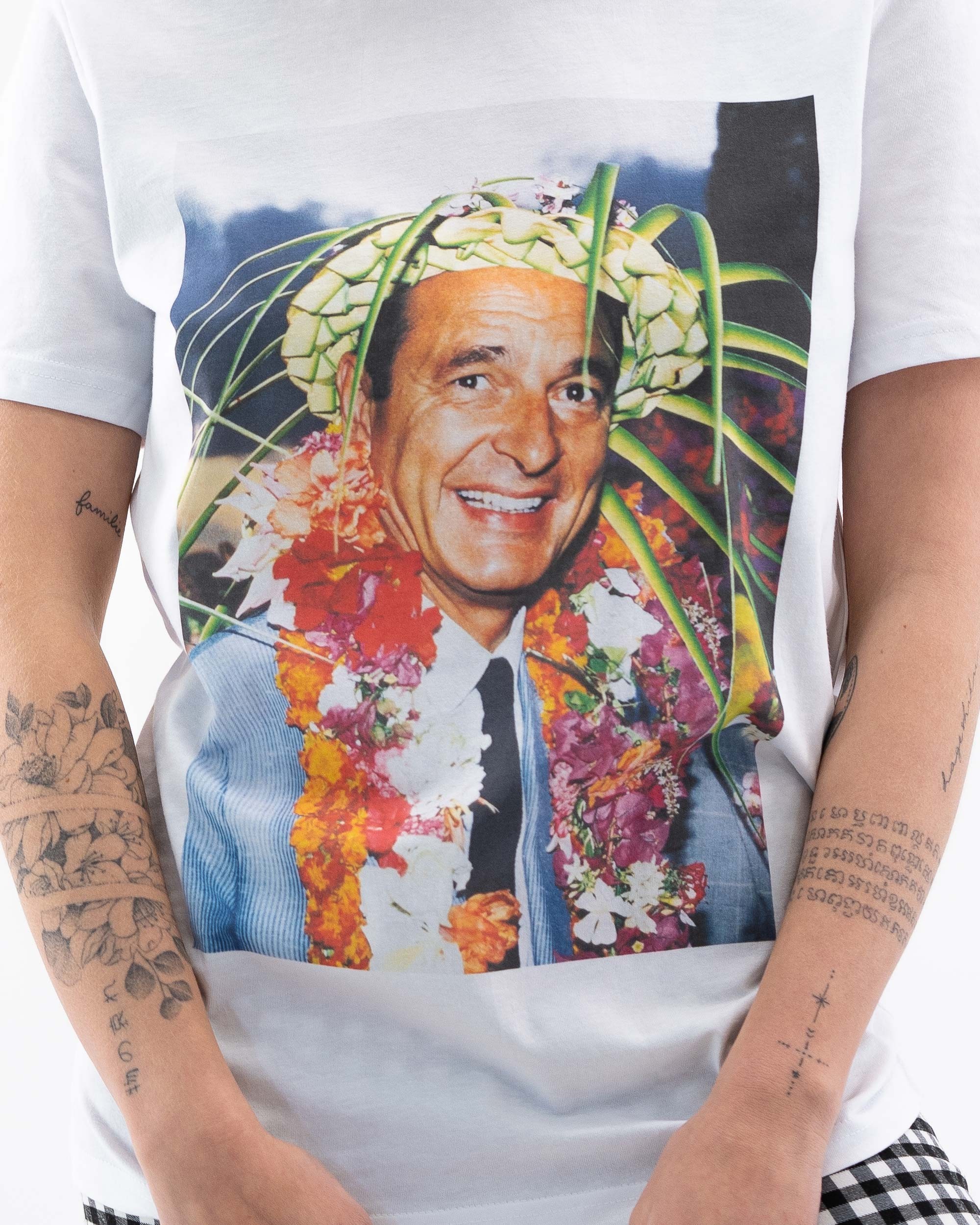 T-shirt Chirac Fleurs (en promo) de couleur Blanc