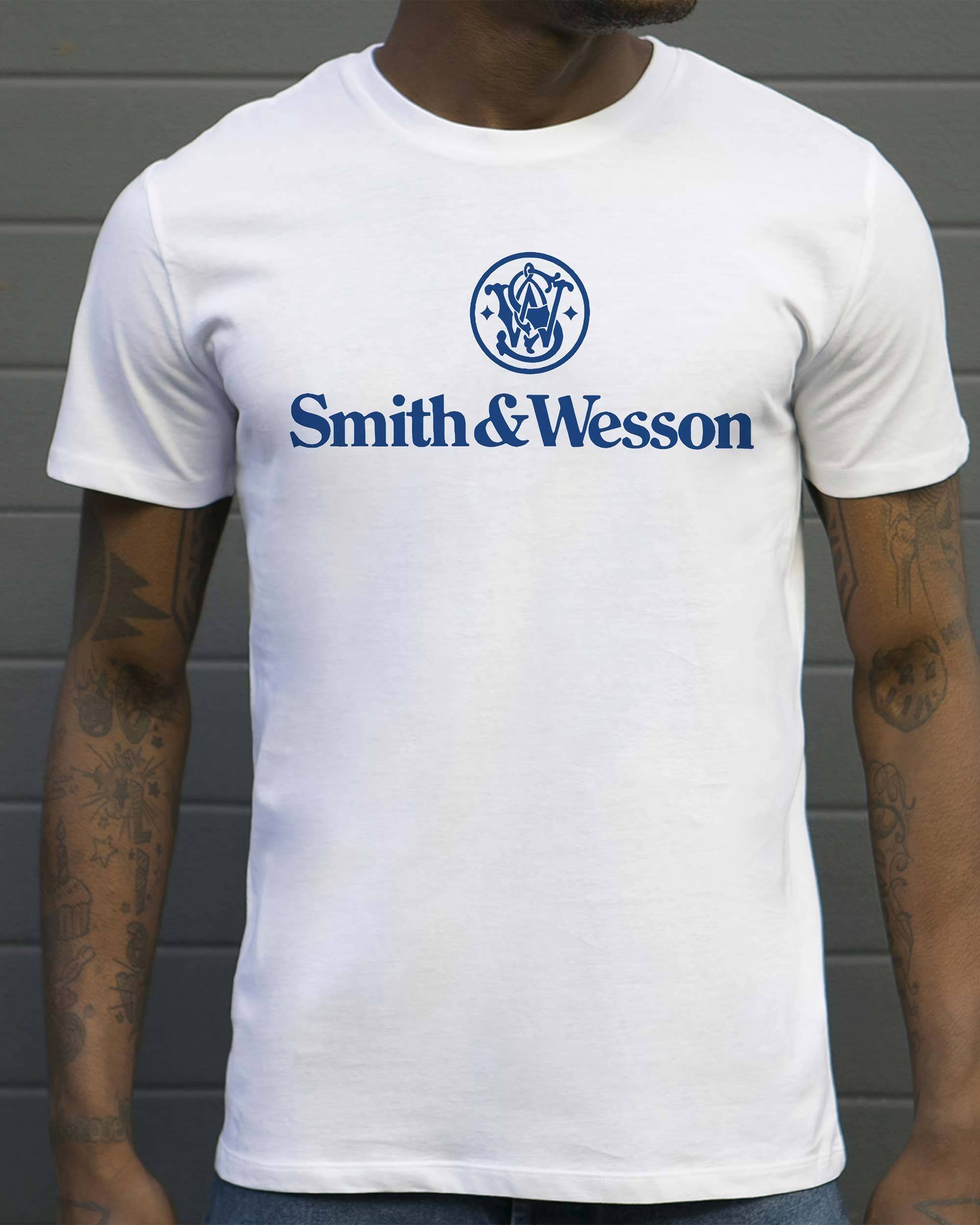 T-shirt Smith & Wesson (en promo) de couleur Blanc