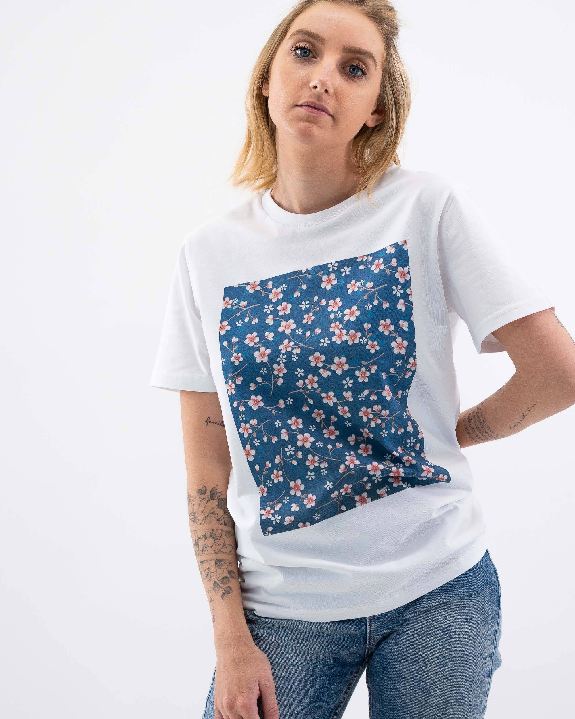 T-shirt Fleurs Cerisier (en promo) Grafitee