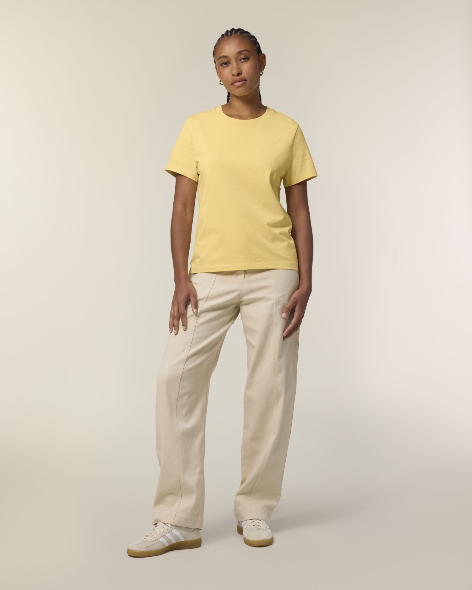 T-shirt Femme avec un Stella Muser Grafitee