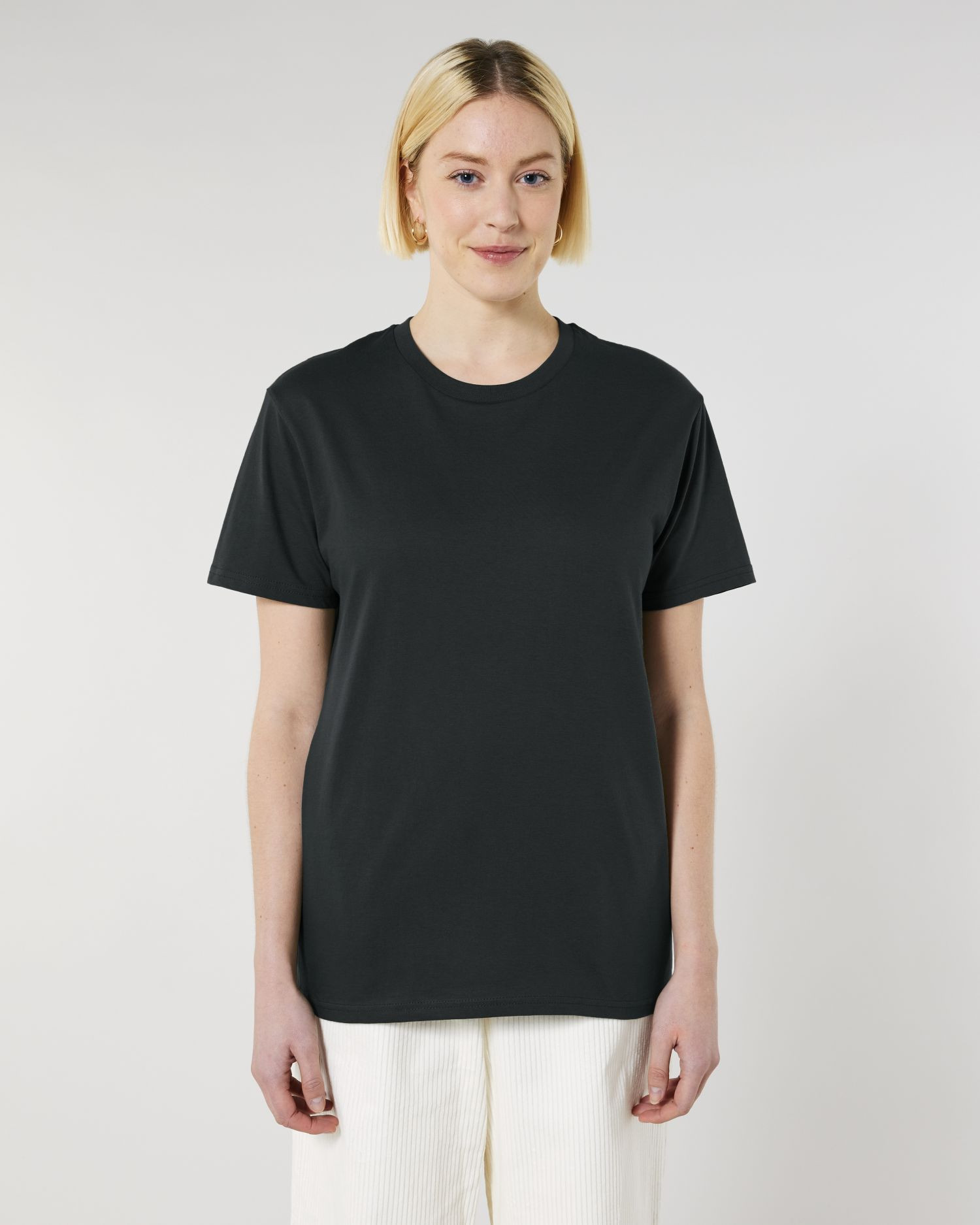 T-shirt Rocker de couleur Black - C002 de la marque Stanley/Stella