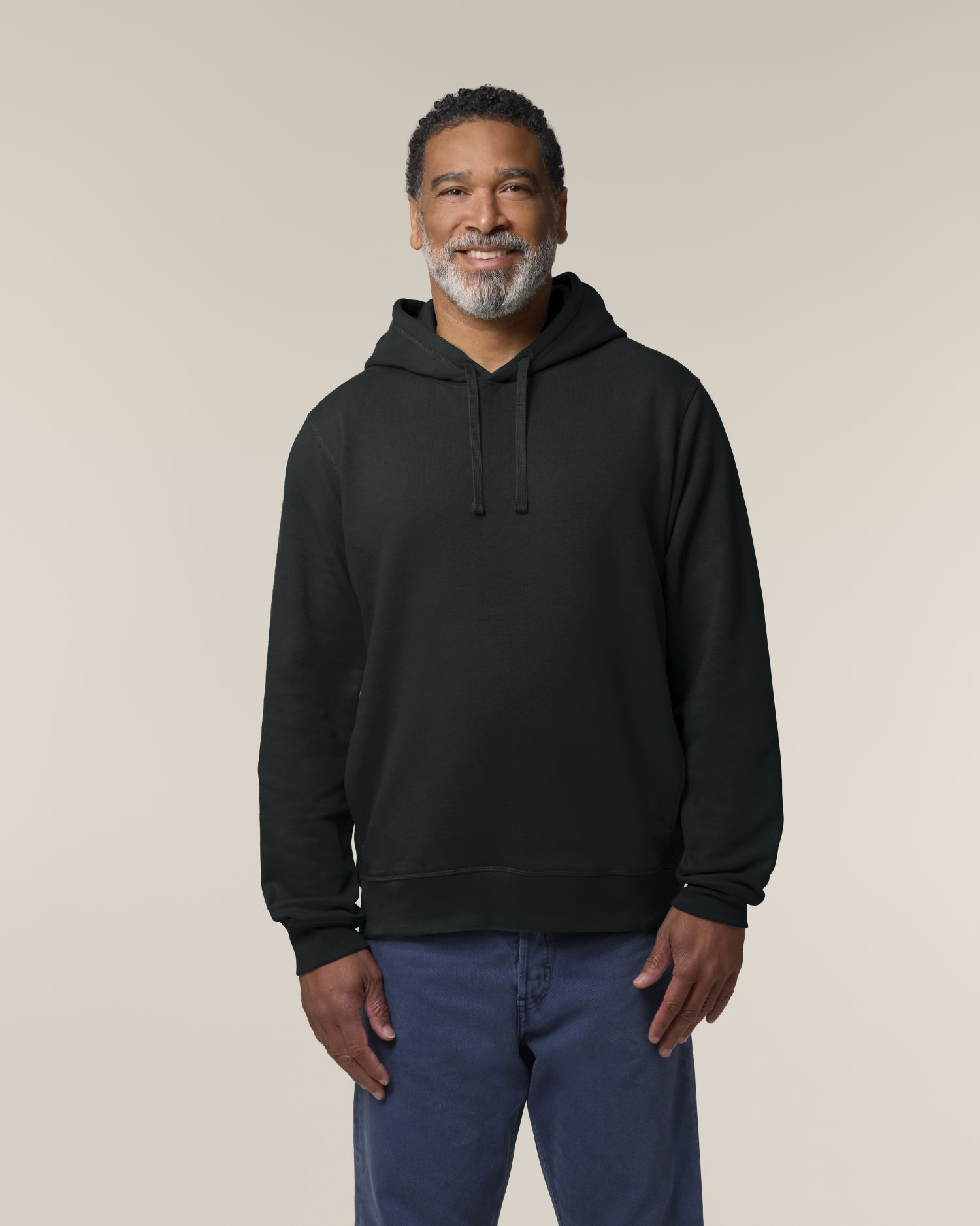 Hoodie Sounder de couleur Black - C002 de la marque Stanley/Stella