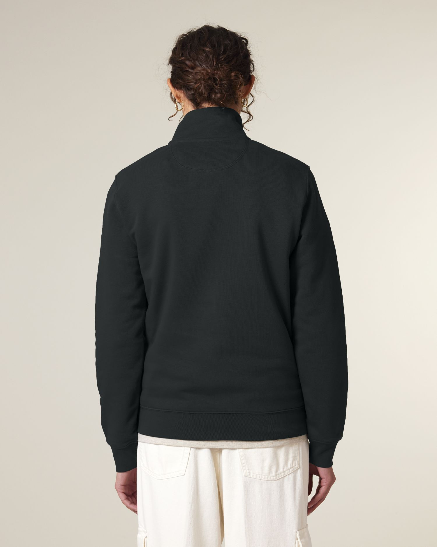 Sweat Trucker 2.0 de couleur Black - C002 de la marque Stanley/Stella