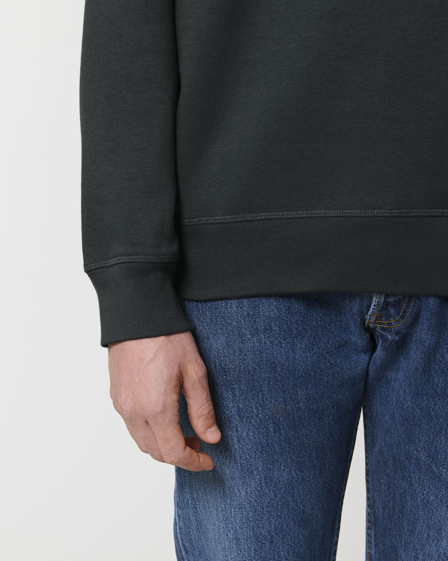 Sweat Roller de couleur Black - C002 de la marque Stanley/Stella