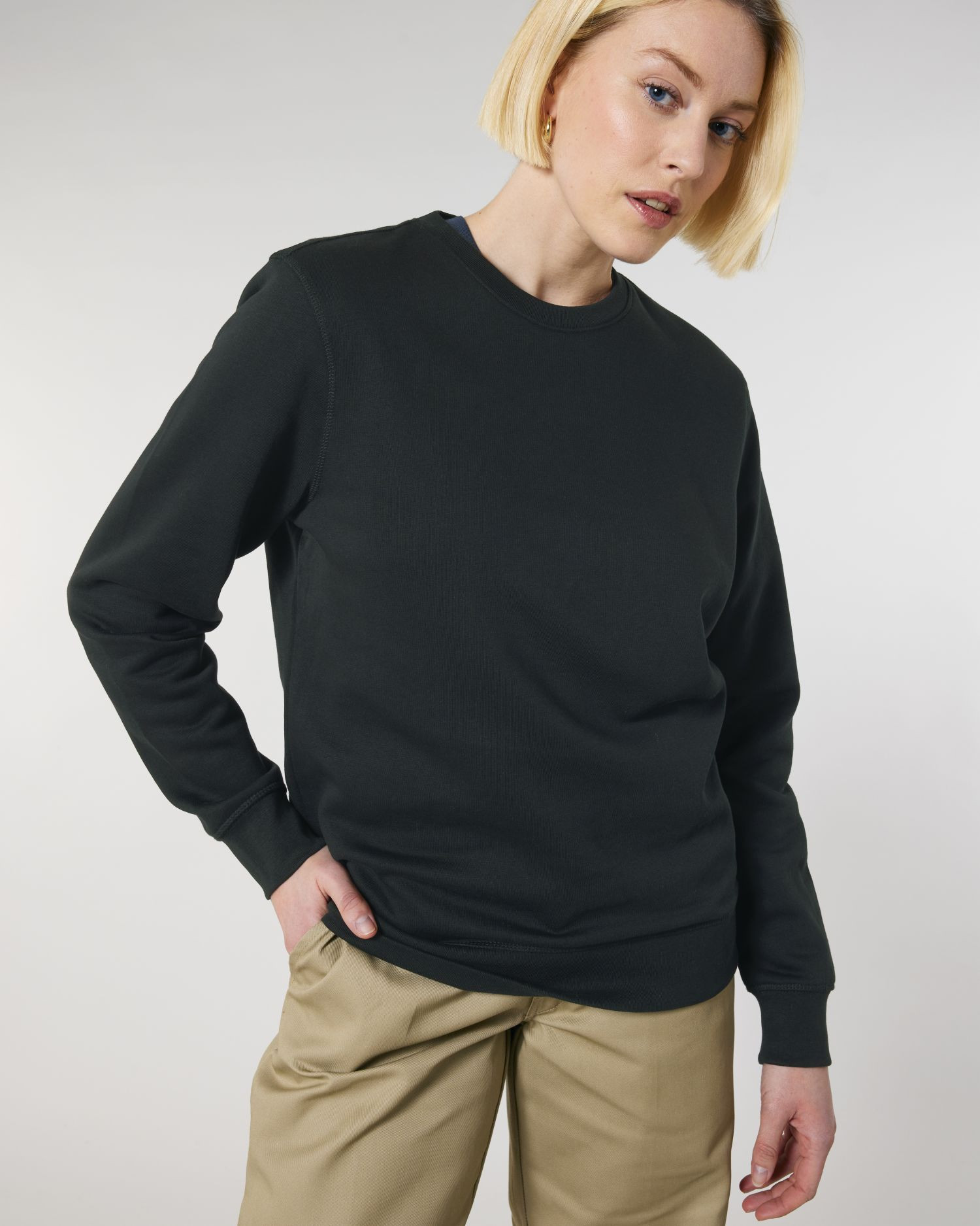 Sweat Roller de couleur Black - C002 de la marque Stanley/Stella