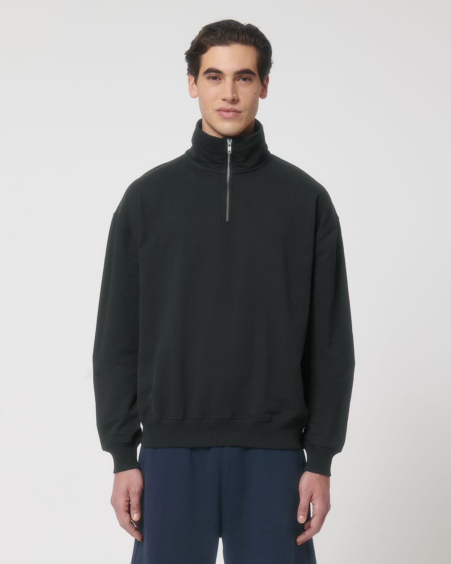 Sweat Miller Dry de couleur Black - C002 de la marque Stanley/Stella