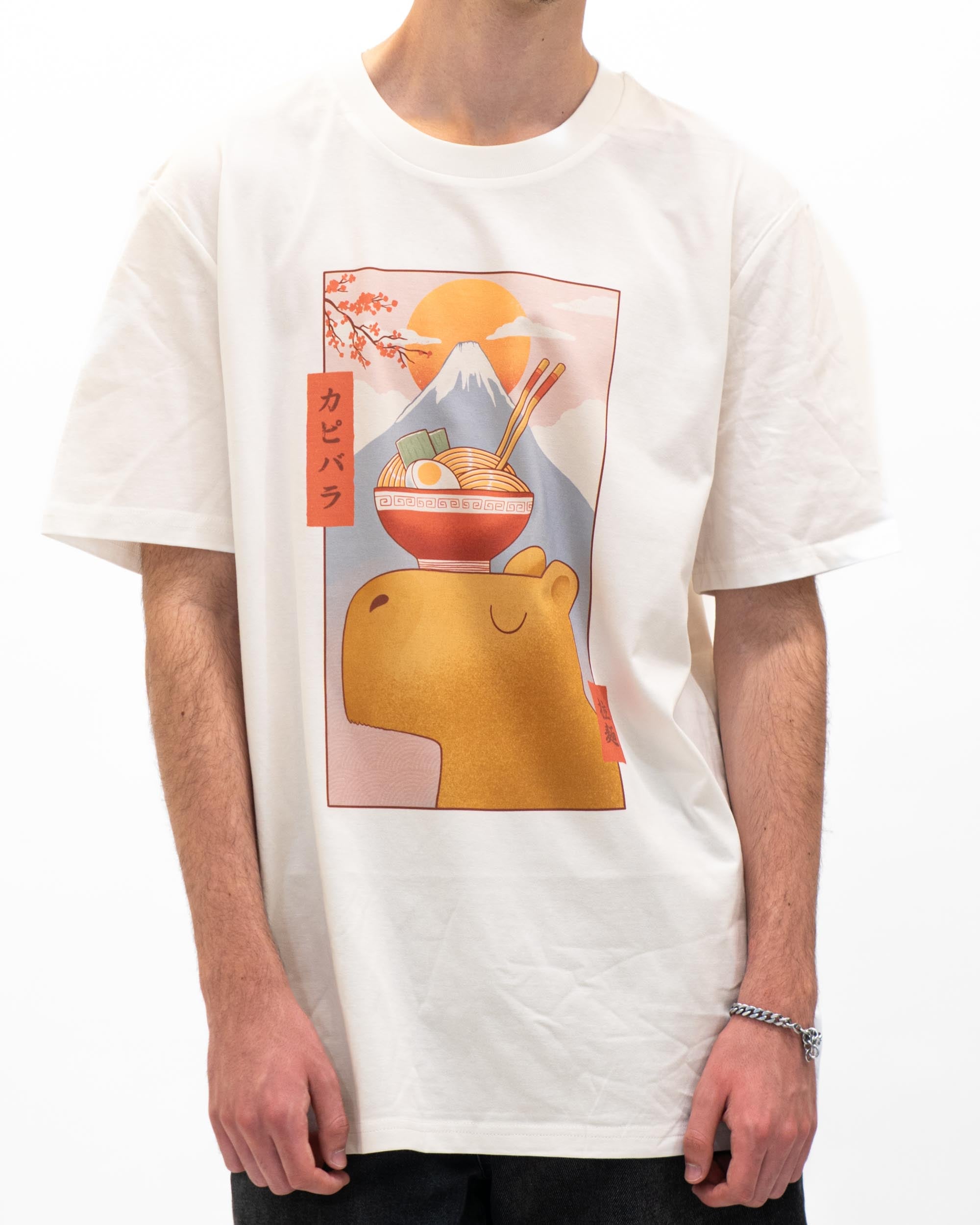 T-shirt Capybara Ukiyo-E de couleur Blanc cassé par ppmid