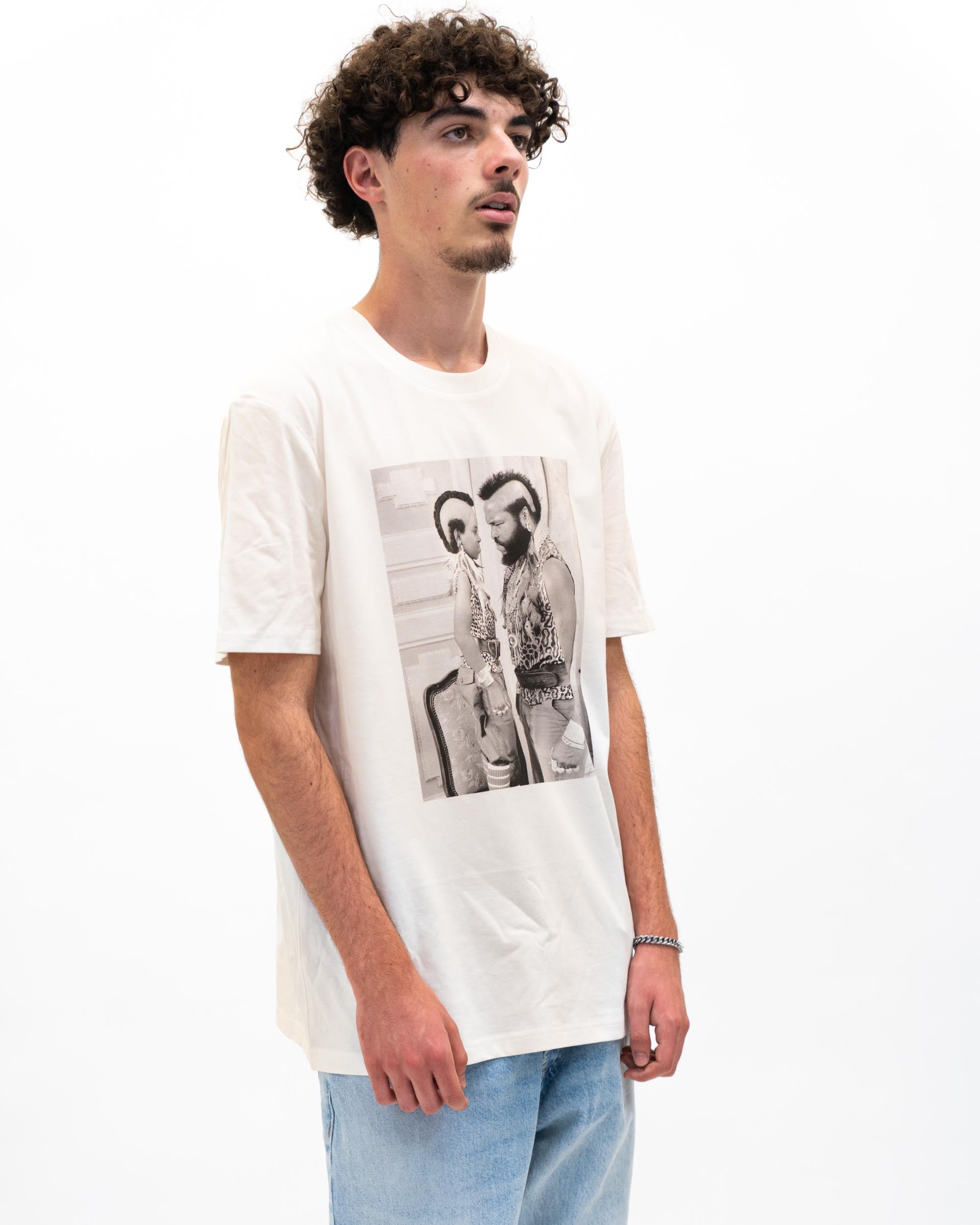 T-shirt Arnold & Barracuda Grafitee