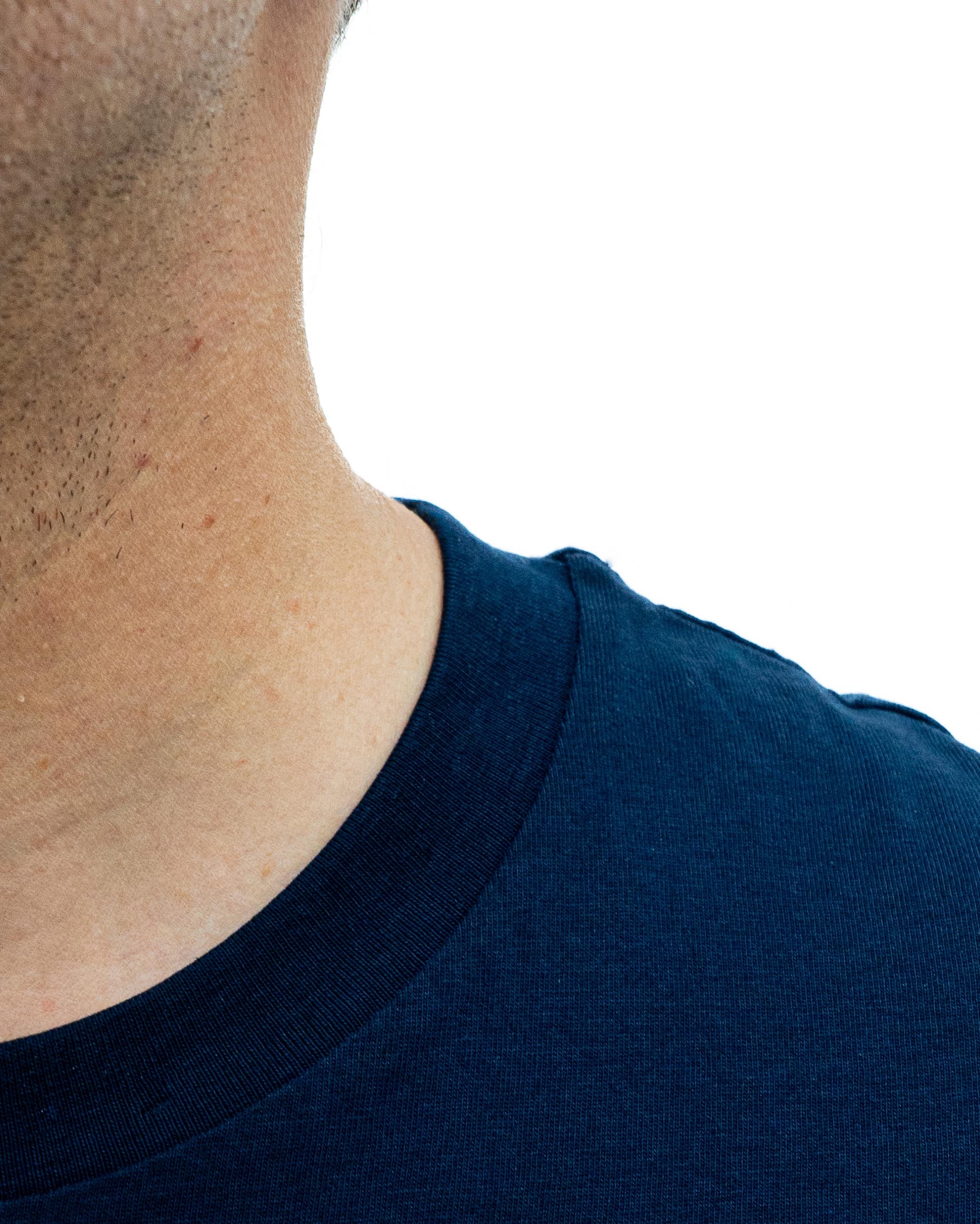 Tshirt Badge Fantastic 4 de couleur Navy