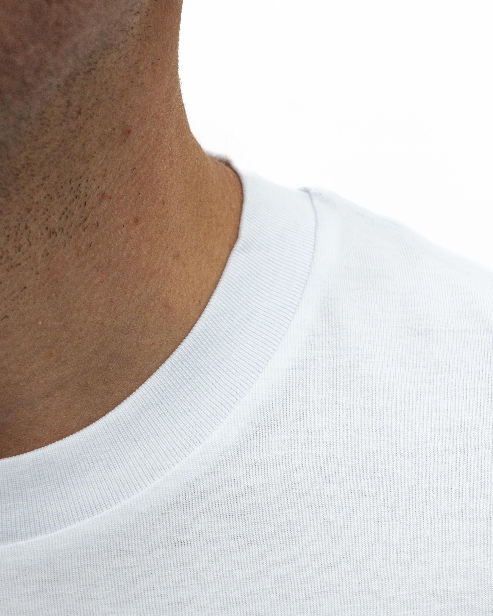 T-shirt E.T. l'extra-terrestre - La Lune de couleur Blanc