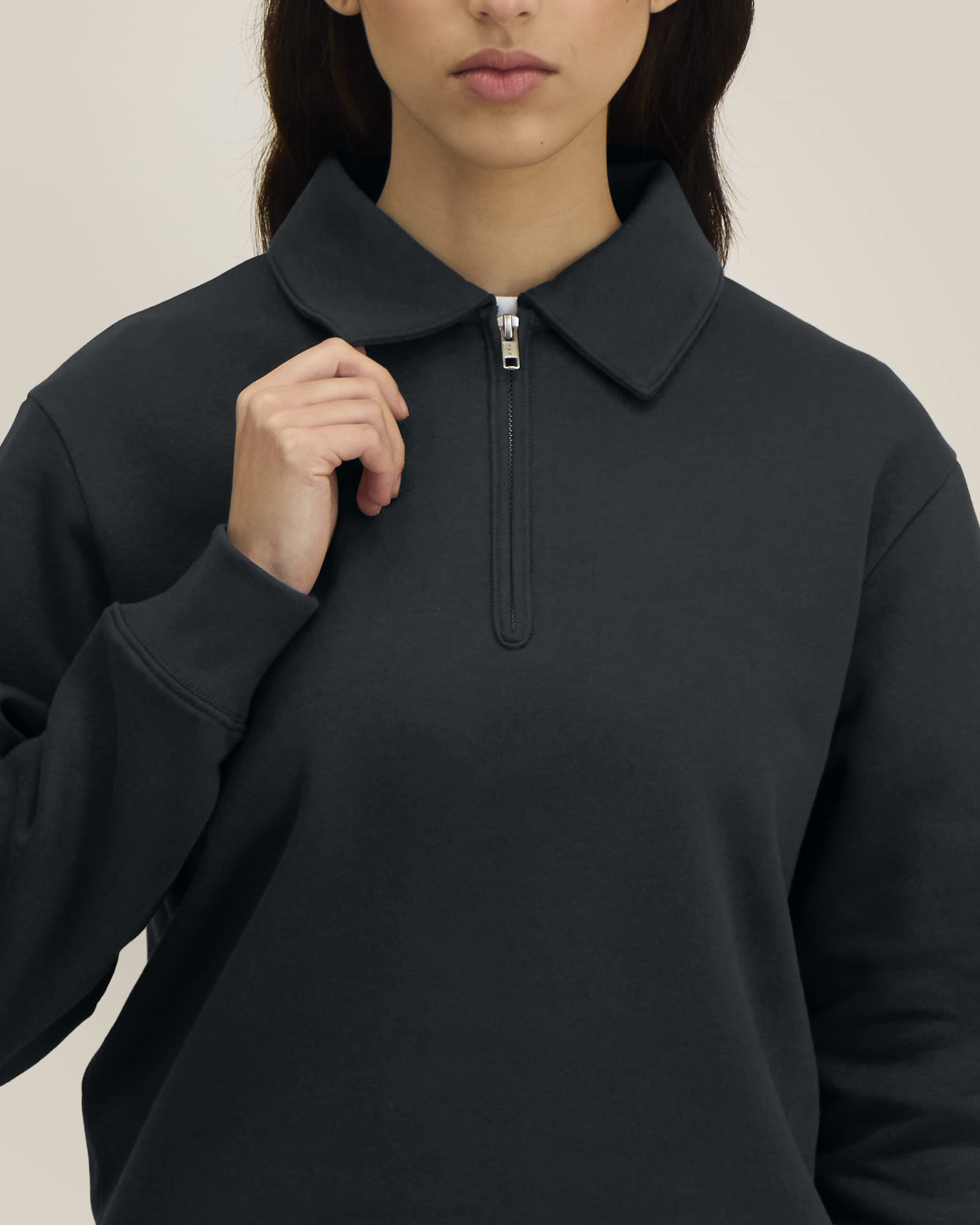 Sweatshirt Polo Proper de couleur Black - C002 de la marque Stanley/Stella