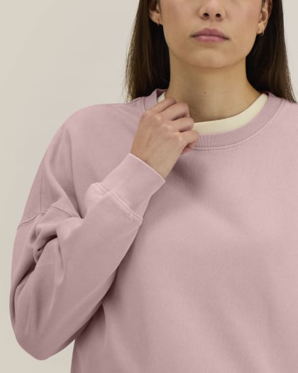 Sweat Femme avec un Stella Alma Vintage Grafitee